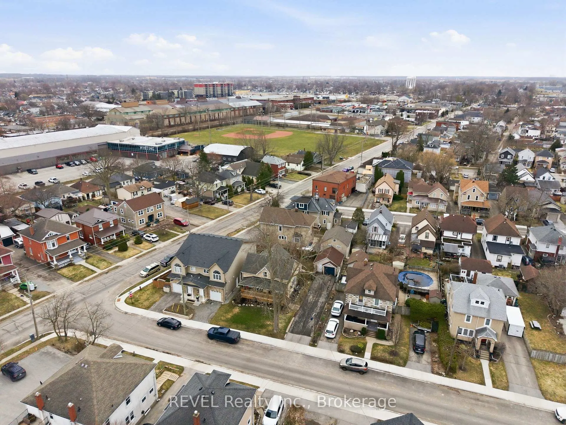 Photo 38 of 75 Grove Street, Welland, Welland Downtown — HOMEH