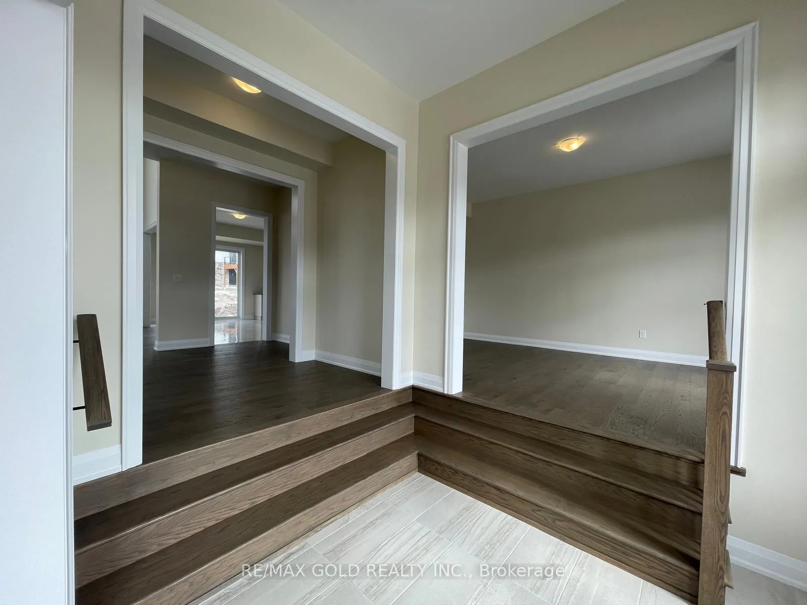 Photo 7 of 44 Pearsall Place, Oro-Medonte, Rural Oro-Medonte — HOMEH