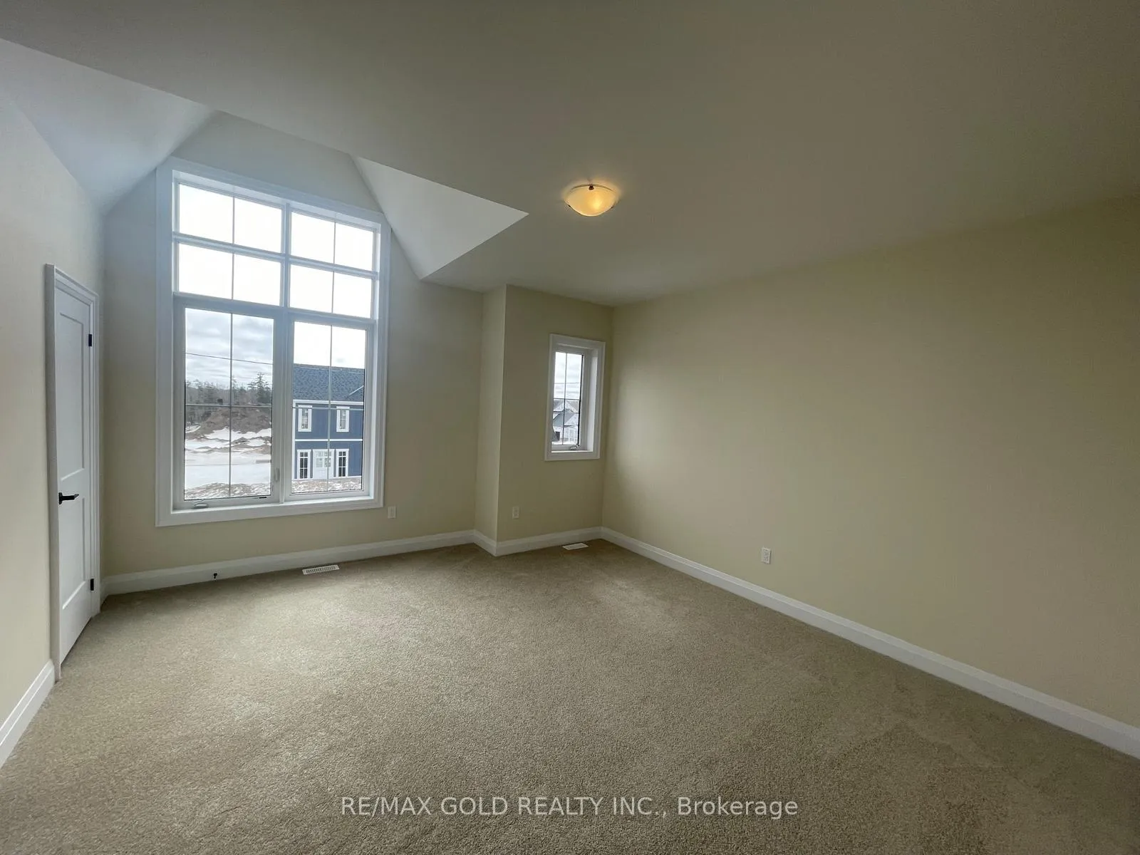 Photo 32 of 44 Pearsall Place, Oro-Medonte, Rural Oro-Medonte — HOMEH