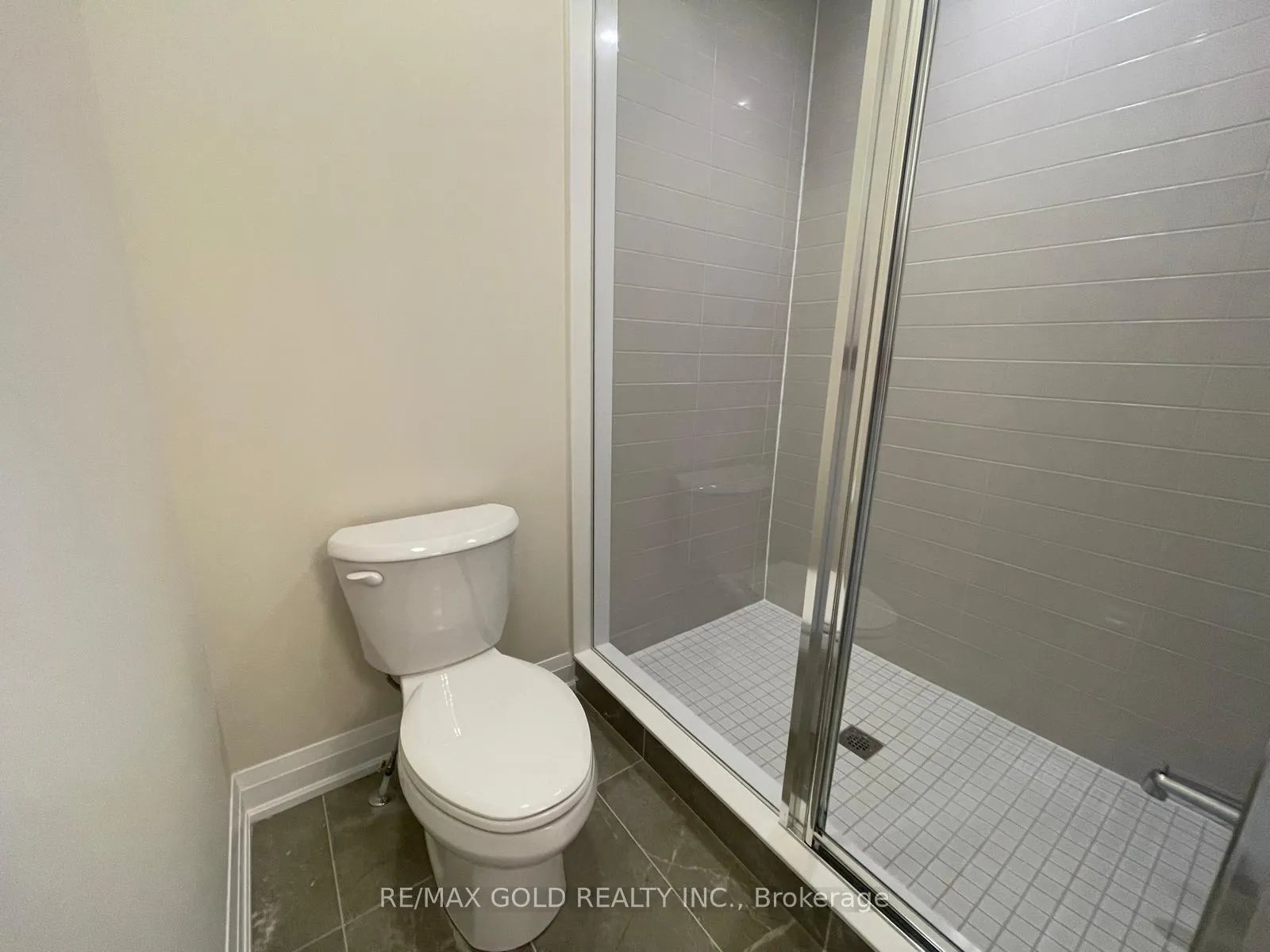 Photo 33 of 44 Pearsall Place, Oro-Medonte, Rural Oro-Medonte — HOMEH