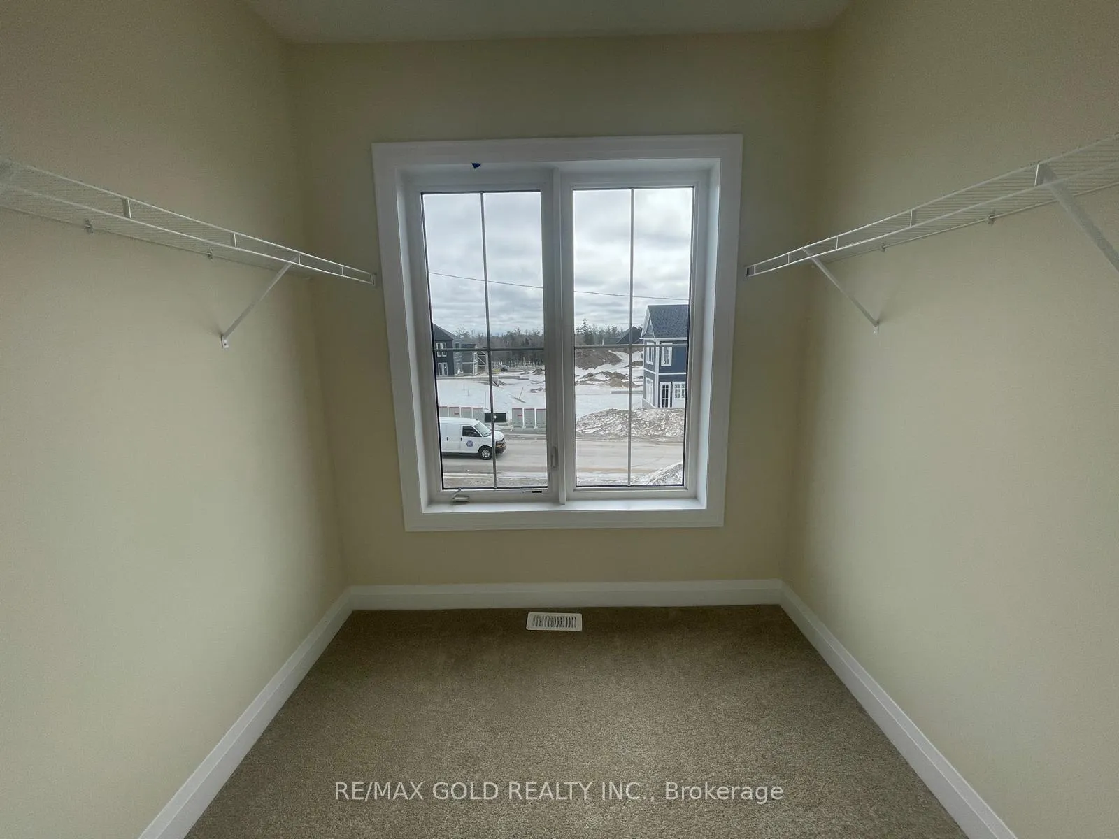 Photo 40 of 44 Pearsall Place, Oro-Medonte, Rural Oro-Medonte — HOMEH