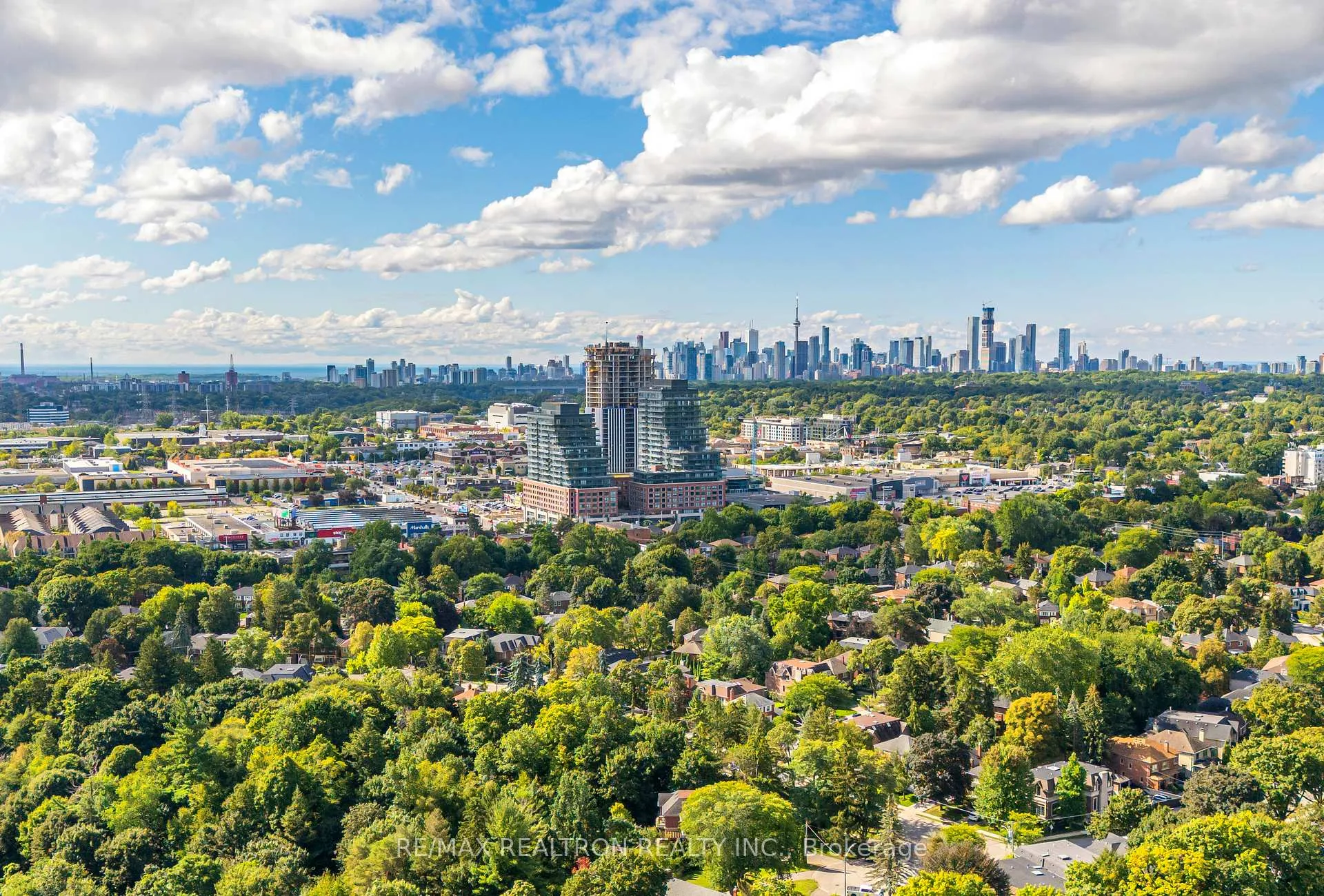 Photo 2 of Unit 1206, 33 Frederick Todd Way, Toronto, Thorncliffe Park — HOMEH