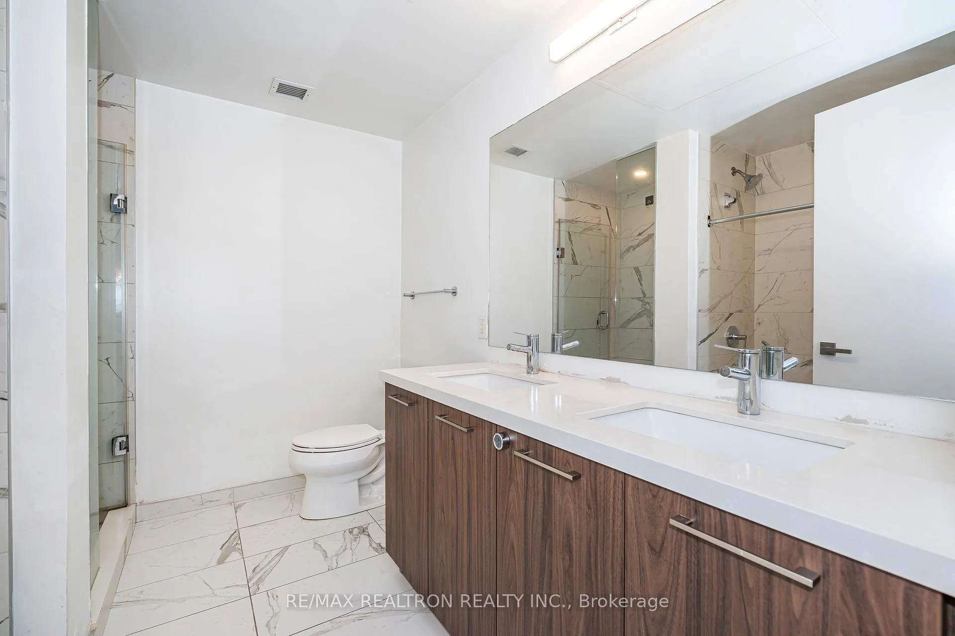Photo 15 of Unit 1206, 33 Frederick Todd Way, Toronto, Thorncliffe Park — HOMEH
