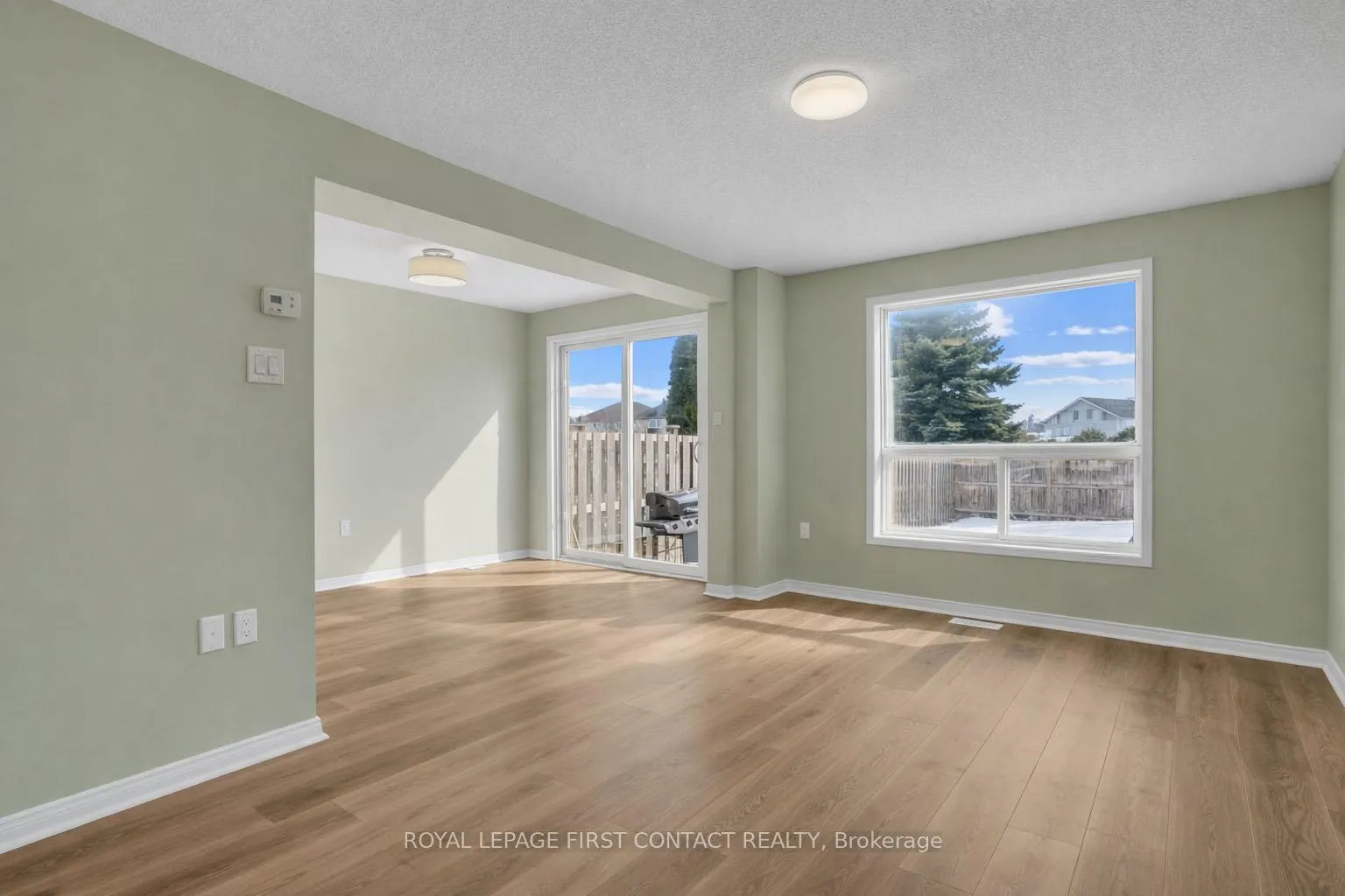 Photo 6 of 3 Srigley Street, Barrie, Holly — HOMEH