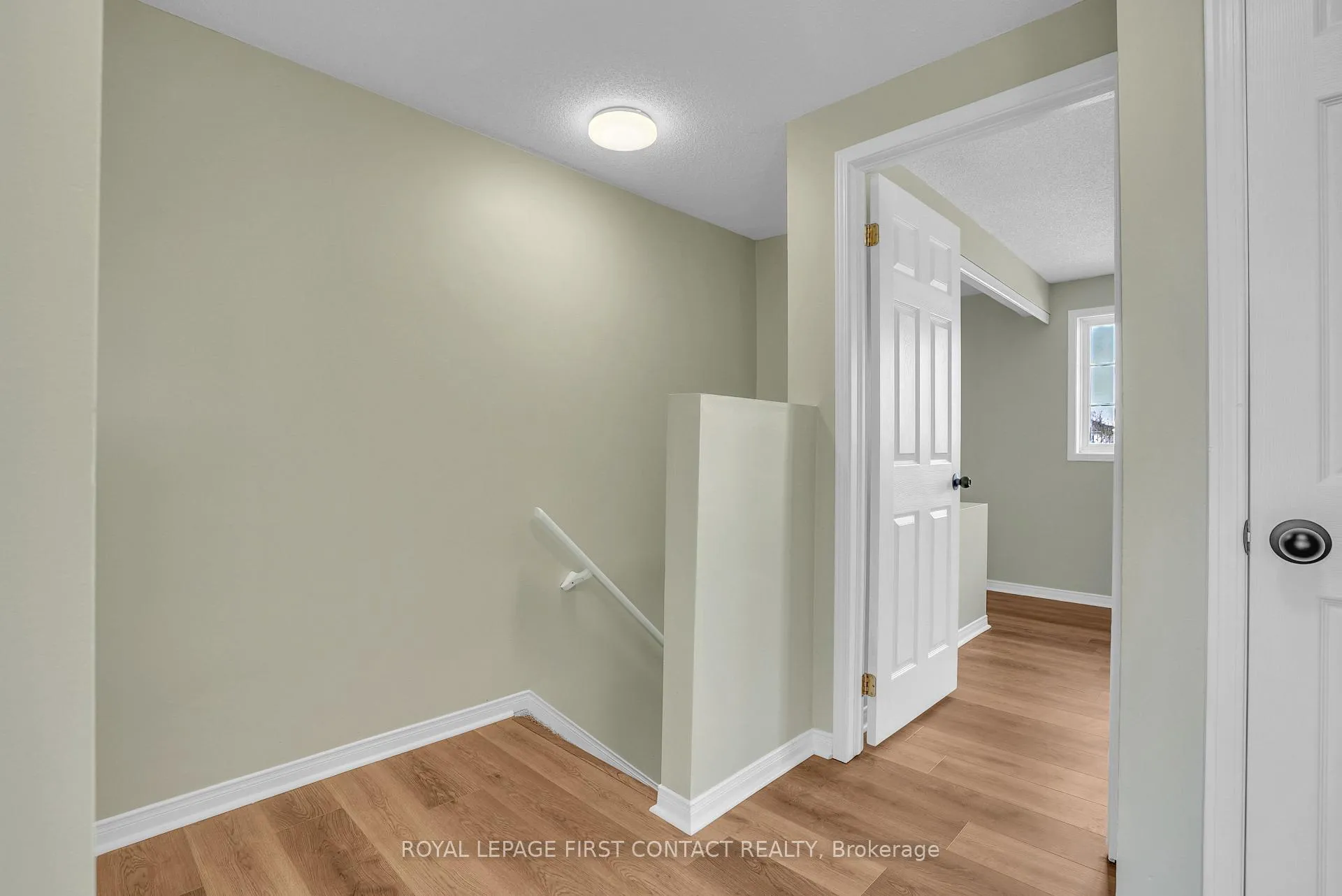Photo 23 of 3 Srigley Street, Barrie, Holly — HOMEH