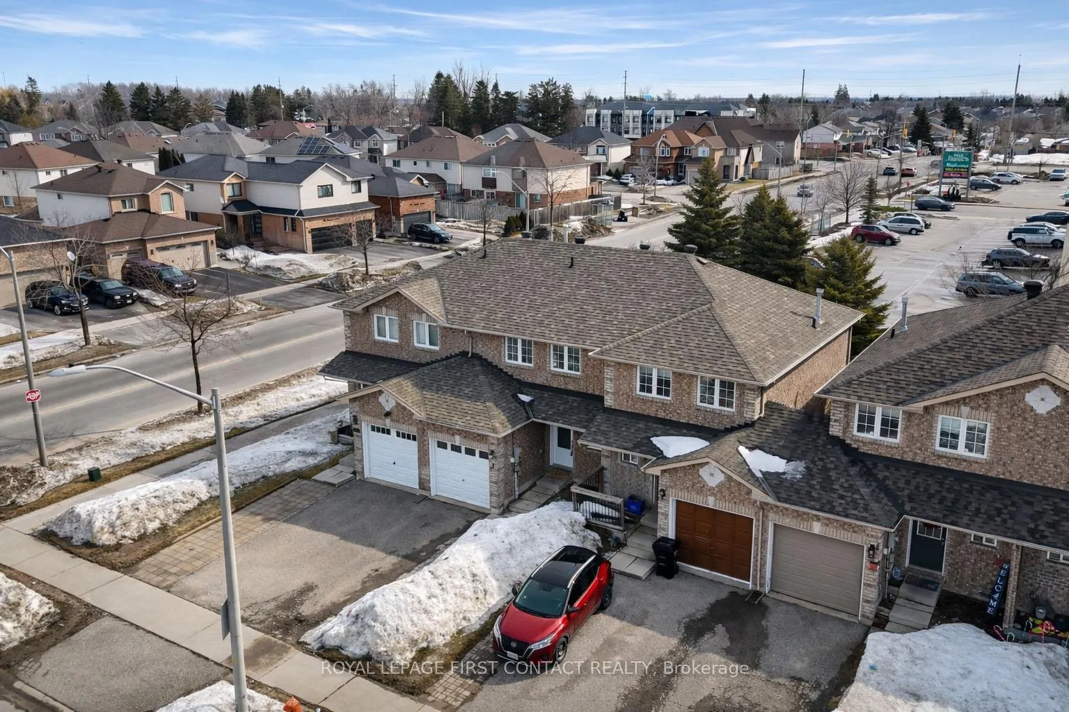 Photo 35 of 3 Srigley Street, Barrie, Holly — HOMEH