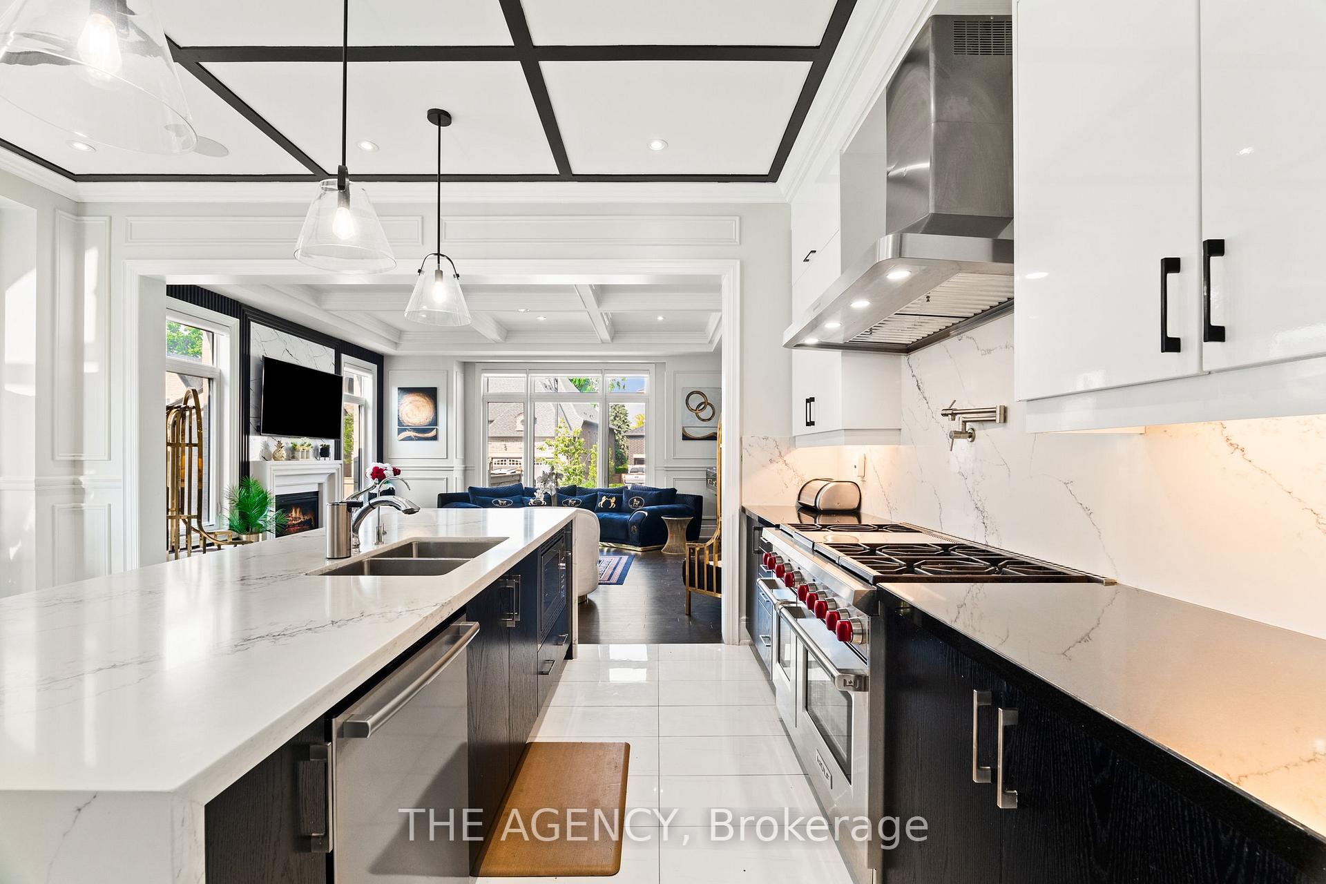Photo 13 of 2 Lake Lenora Avenue, King, Nobleton — HOMEH