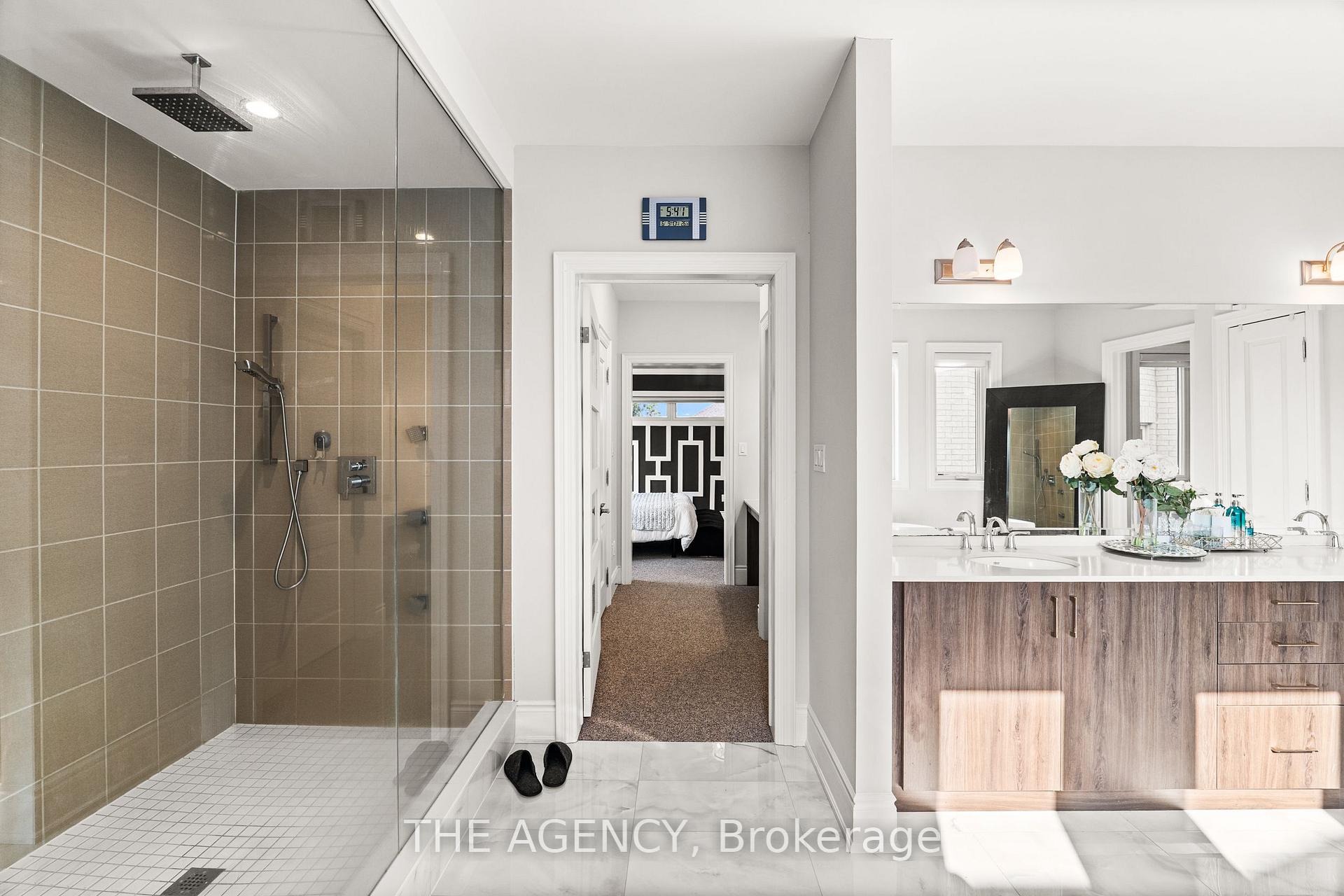 Photo 32 of 2 Lake Lenora Avenue, King, Nobleton — HOMEH