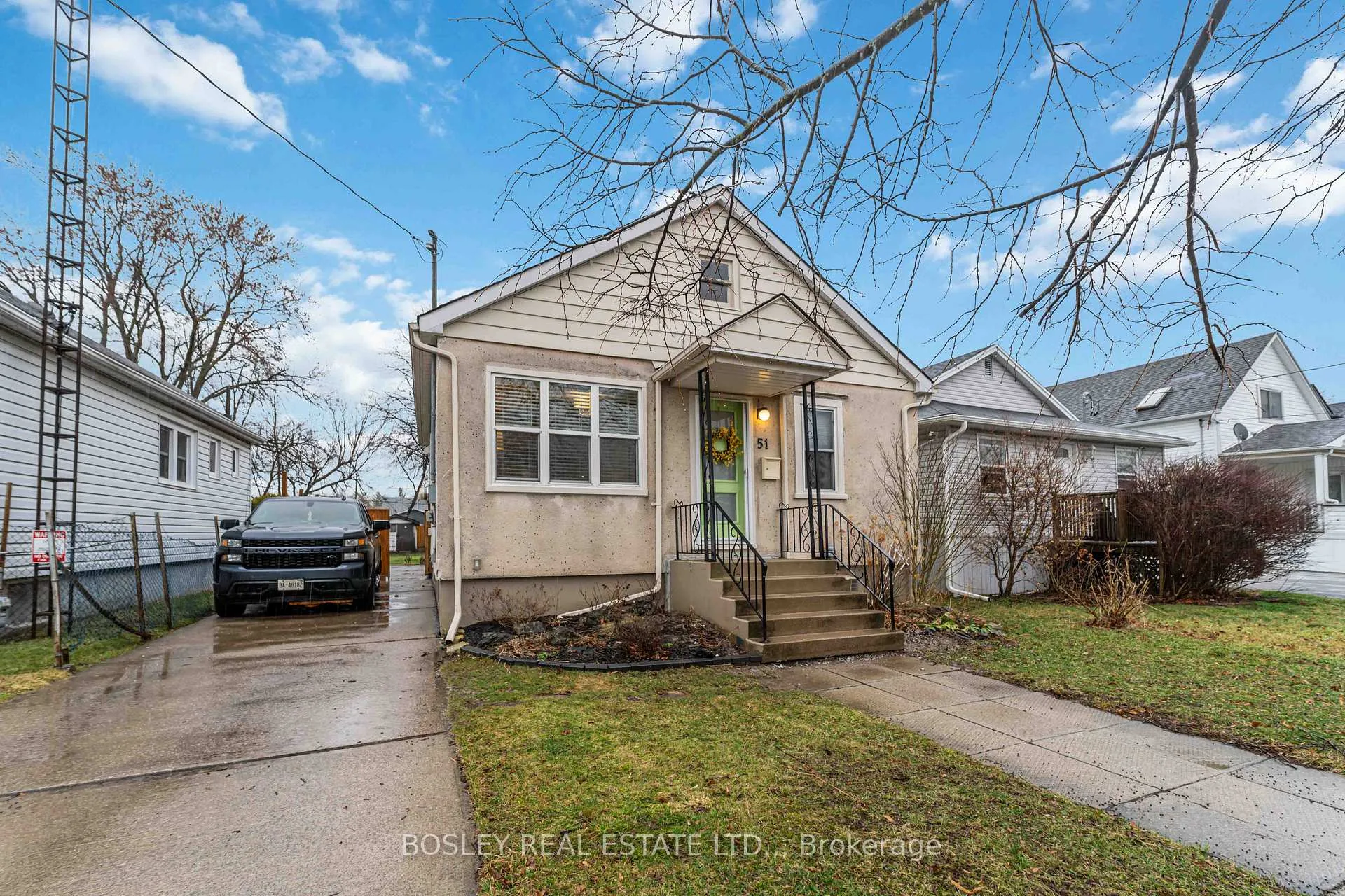 Photo 2 of 51 Merigold Street, St. Catharines, Western Hill — HOMEH