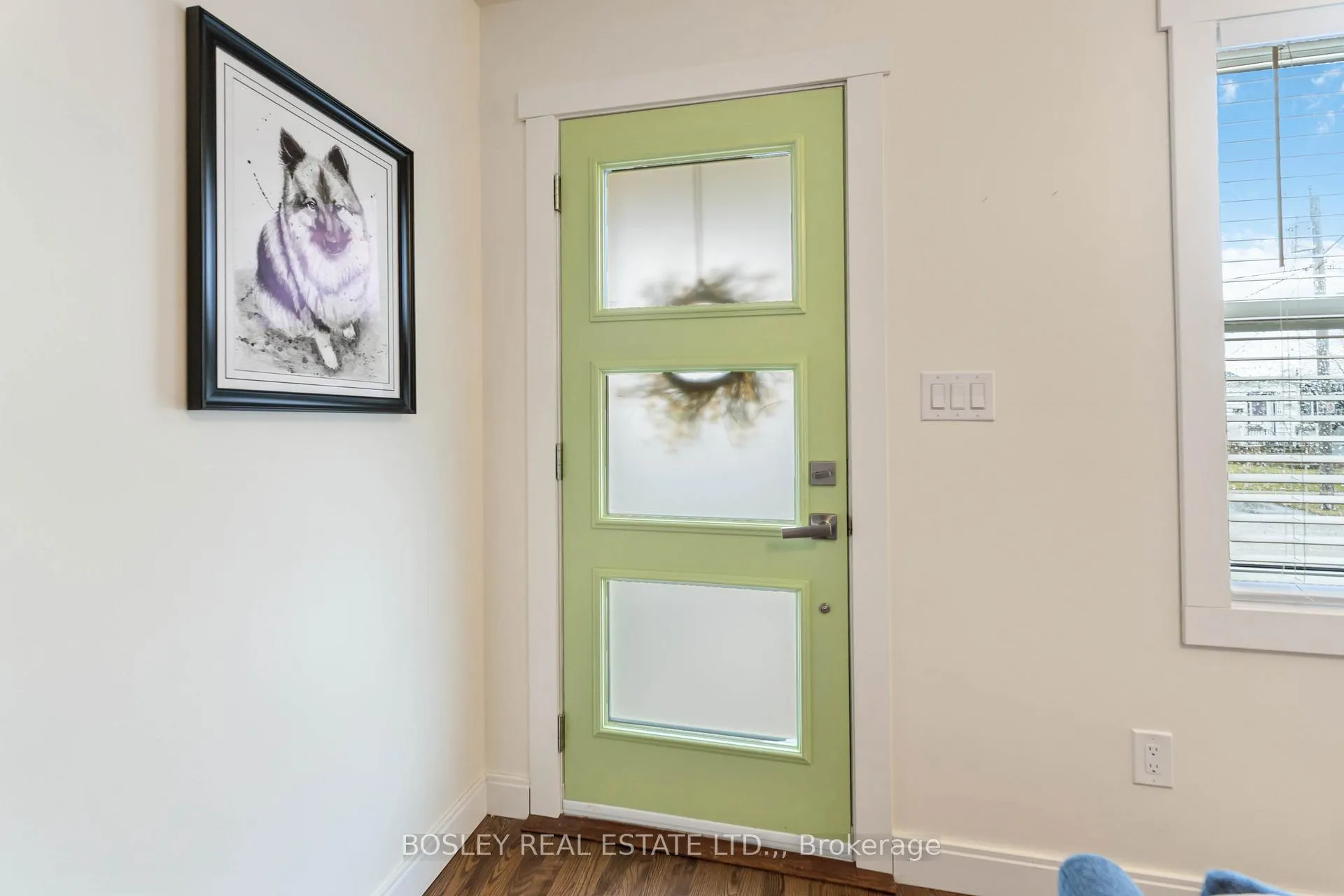 Photo 4 of 51 Merigold Street, St. Catharines, Western Hill — HOMEH
