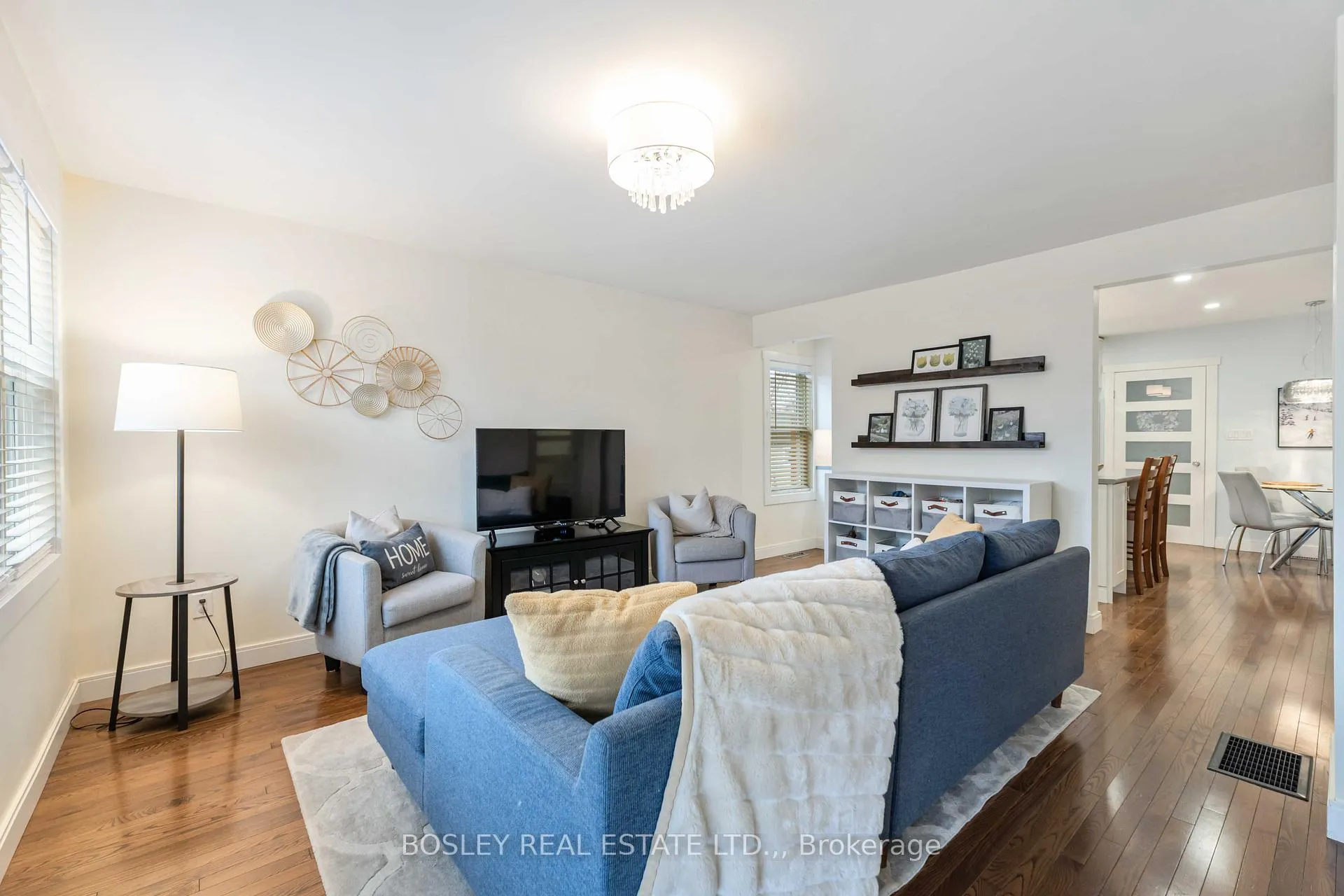 Photo 5 of 51 Merigold Street, St. Catharines, Western Hill — HOMEH