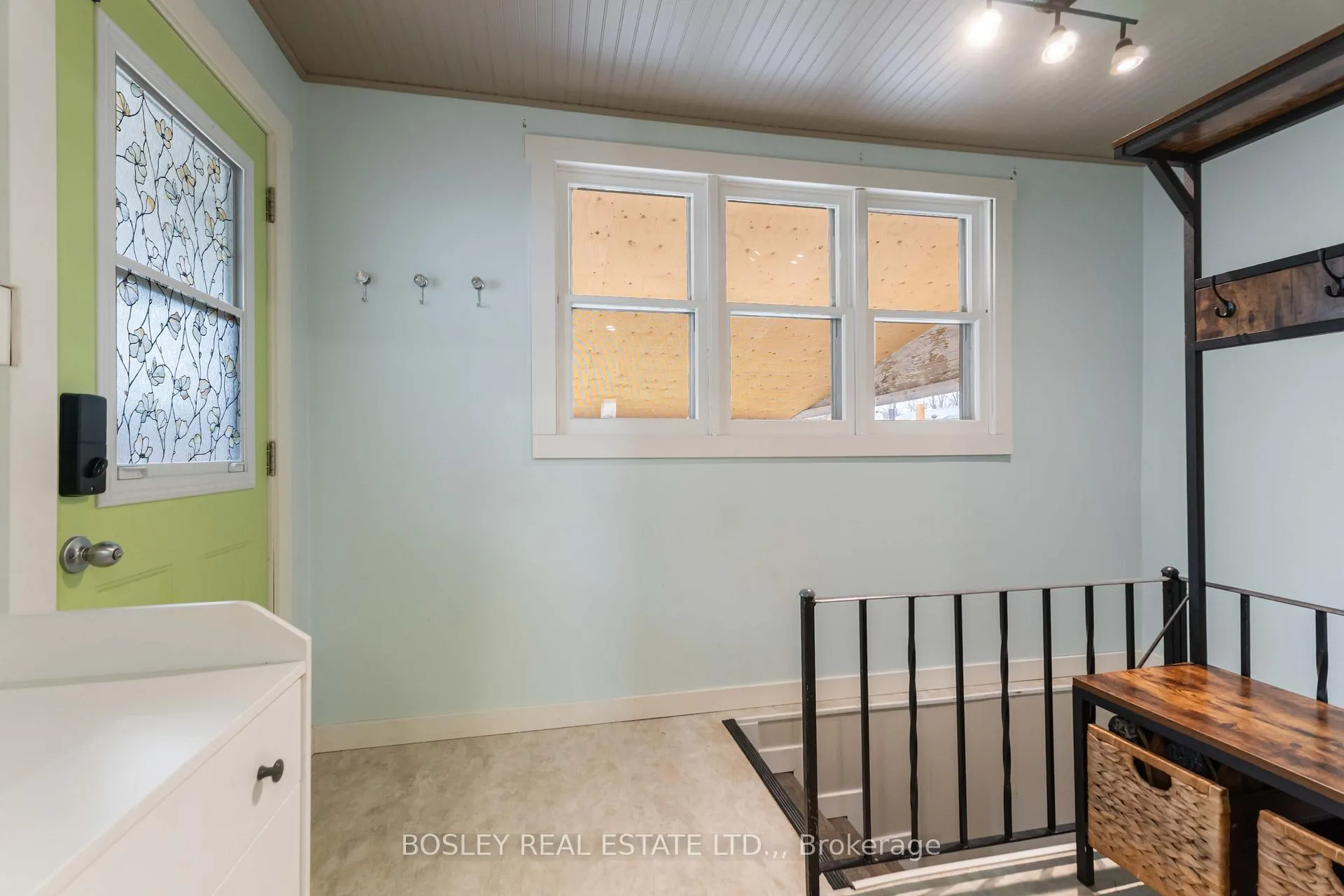 Photo 24 of 51 Merigold Street, St. Catharines, Western Hill — HOMEH