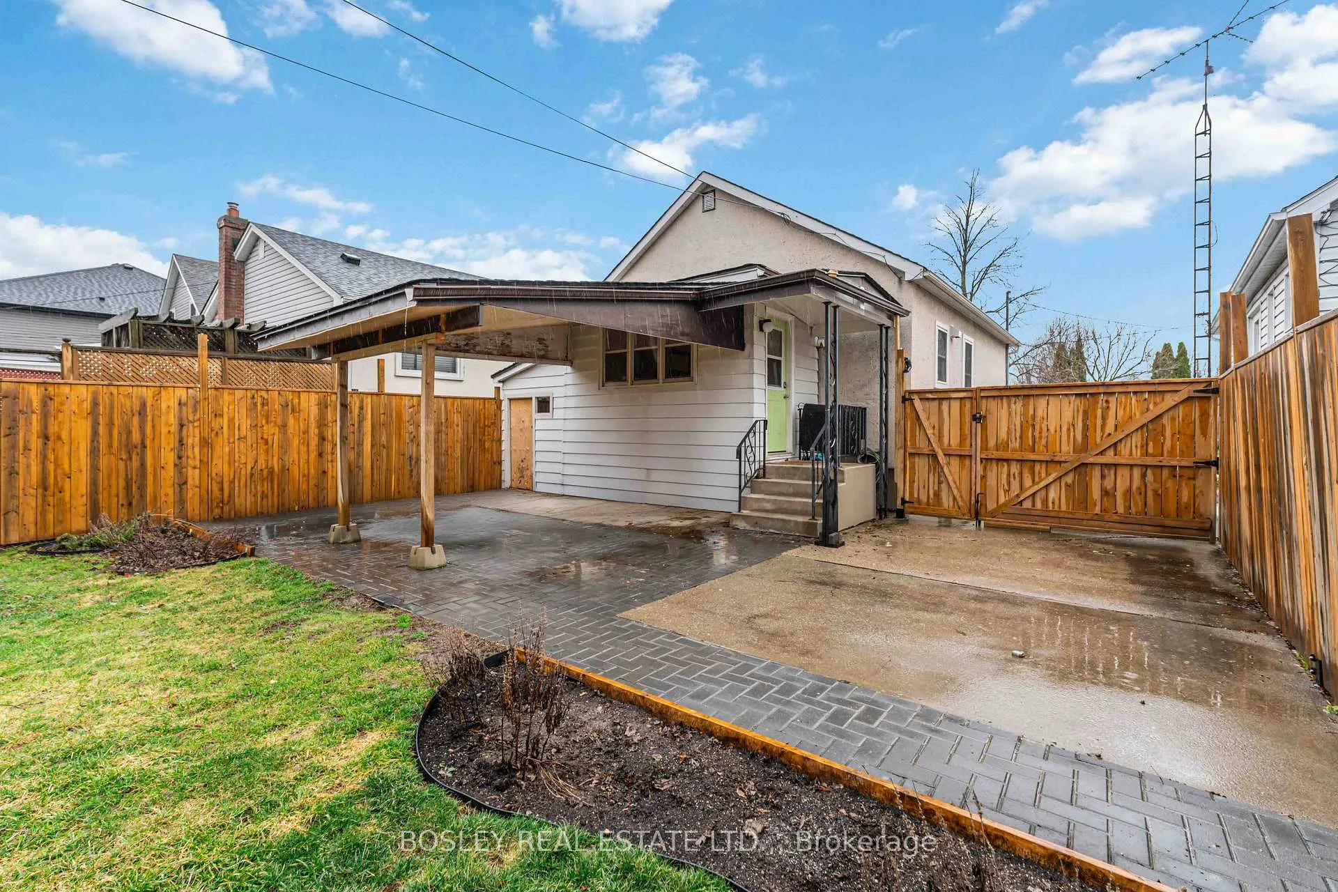 Photo 36 of 51 Merigold Street, St. Catharines, Western Hill — HOMEH