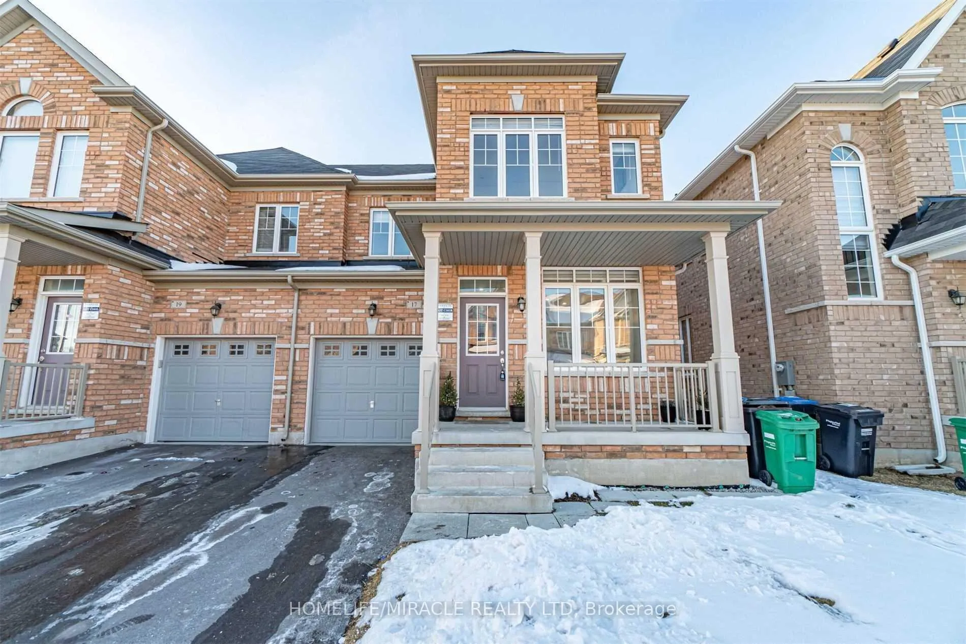 Photo 2 of 17 Truro Circle, Brampton, Northwest Brampton — HOMEH
