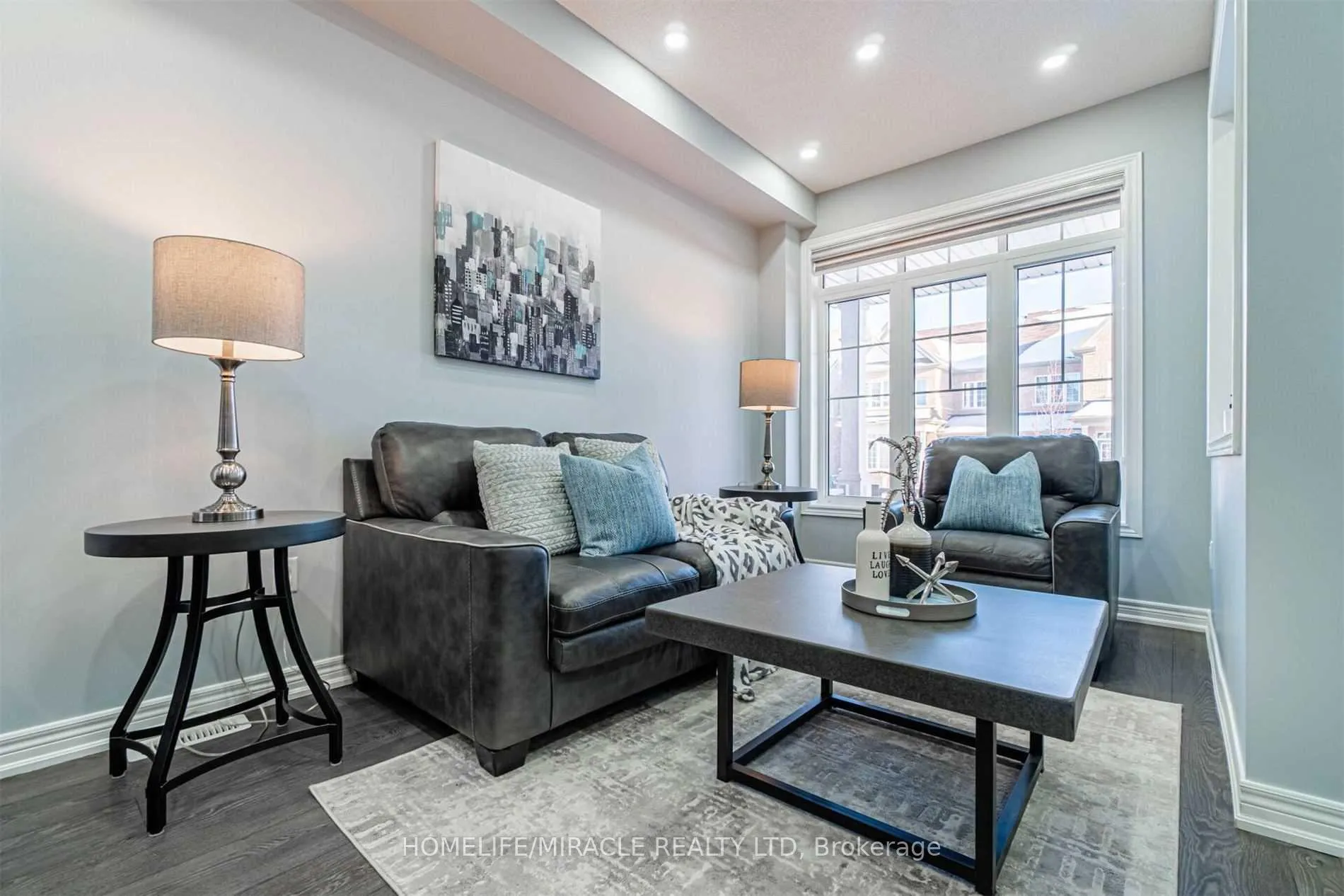 Photo 6 of 17 Truro Circle, Brampton, Northwest Brampton — HOMEH