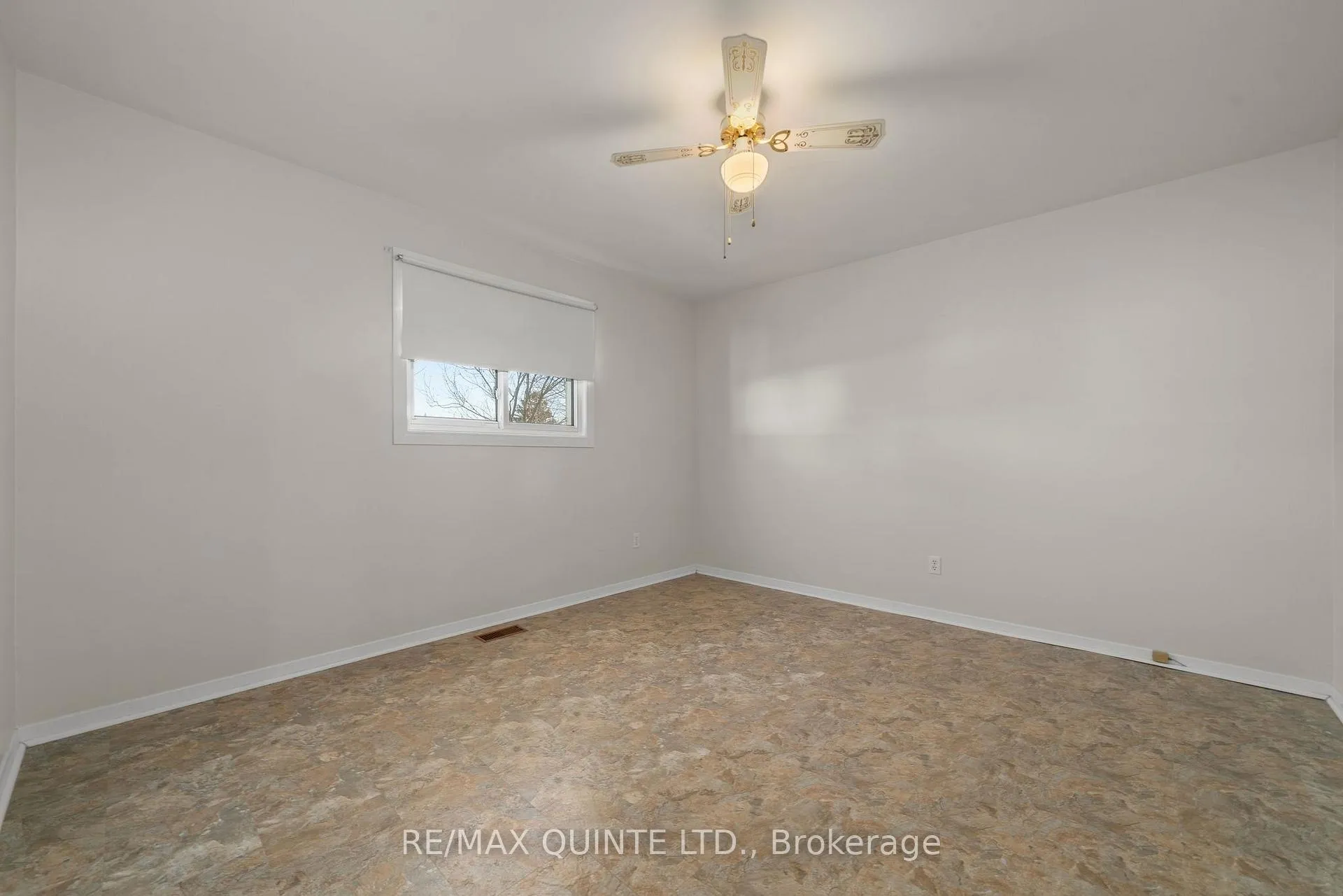 Photo 18 of 7 Herman Street, Belleville, Belleville Ward — HOMEH