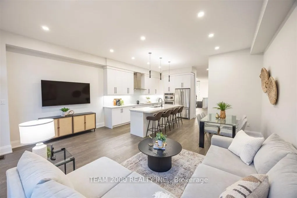 Photo 15 of 5 Velia Court, Vaughan, Vellore Village — HOMEH