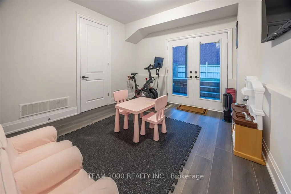 Photo 36 of 5 Velia Court, Vaughan, Vellore Village — HOMEH