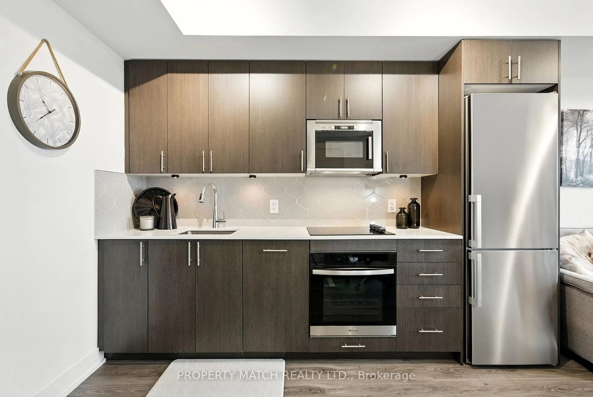 Photo 7 of Unit 802, 2545 Simcoe Street N, Oshawa, Windfields — HOMEH