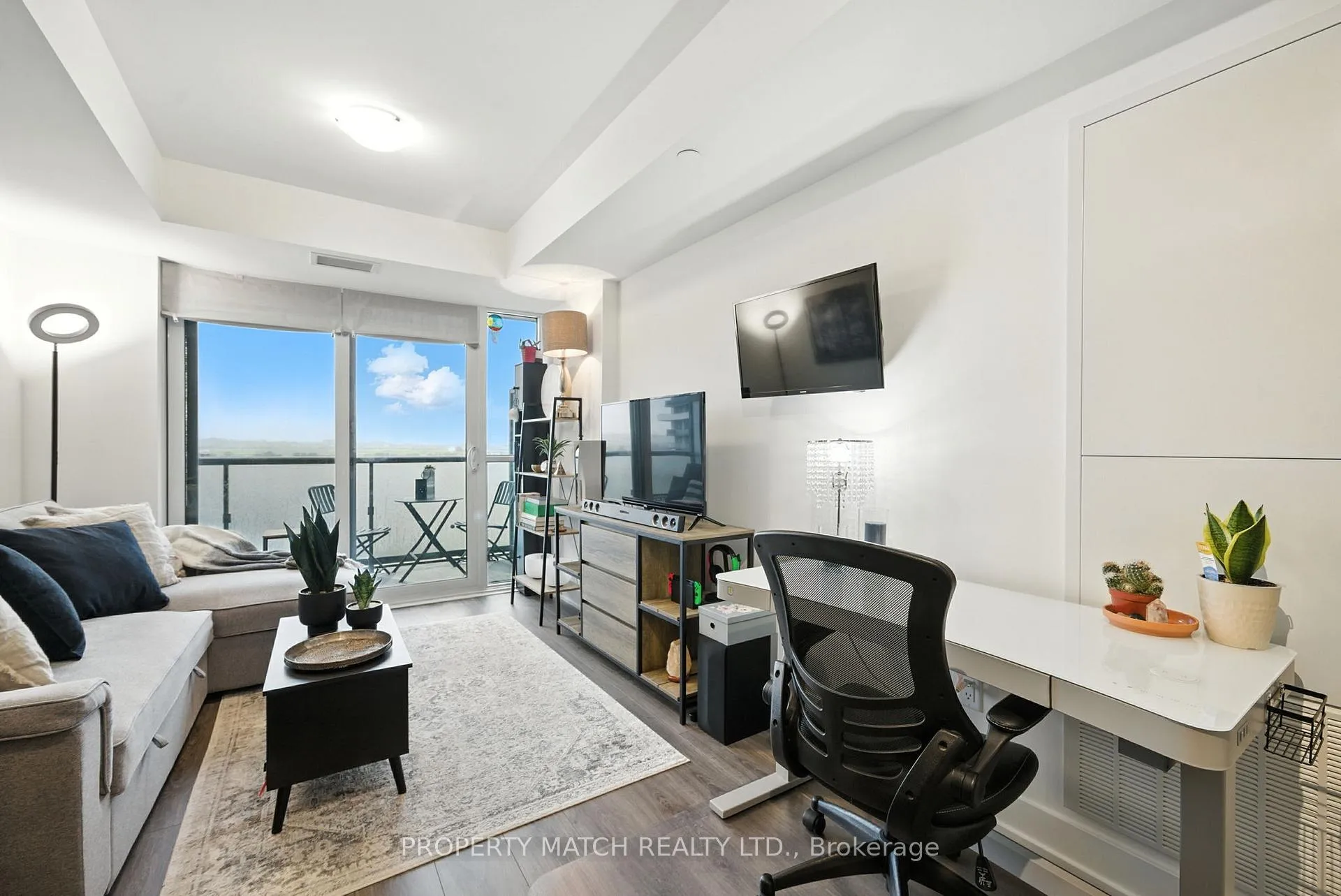 Photo 10 of Unit 802, 2545 Simcoe Street N, Oshawa, Windfields — HOMEH