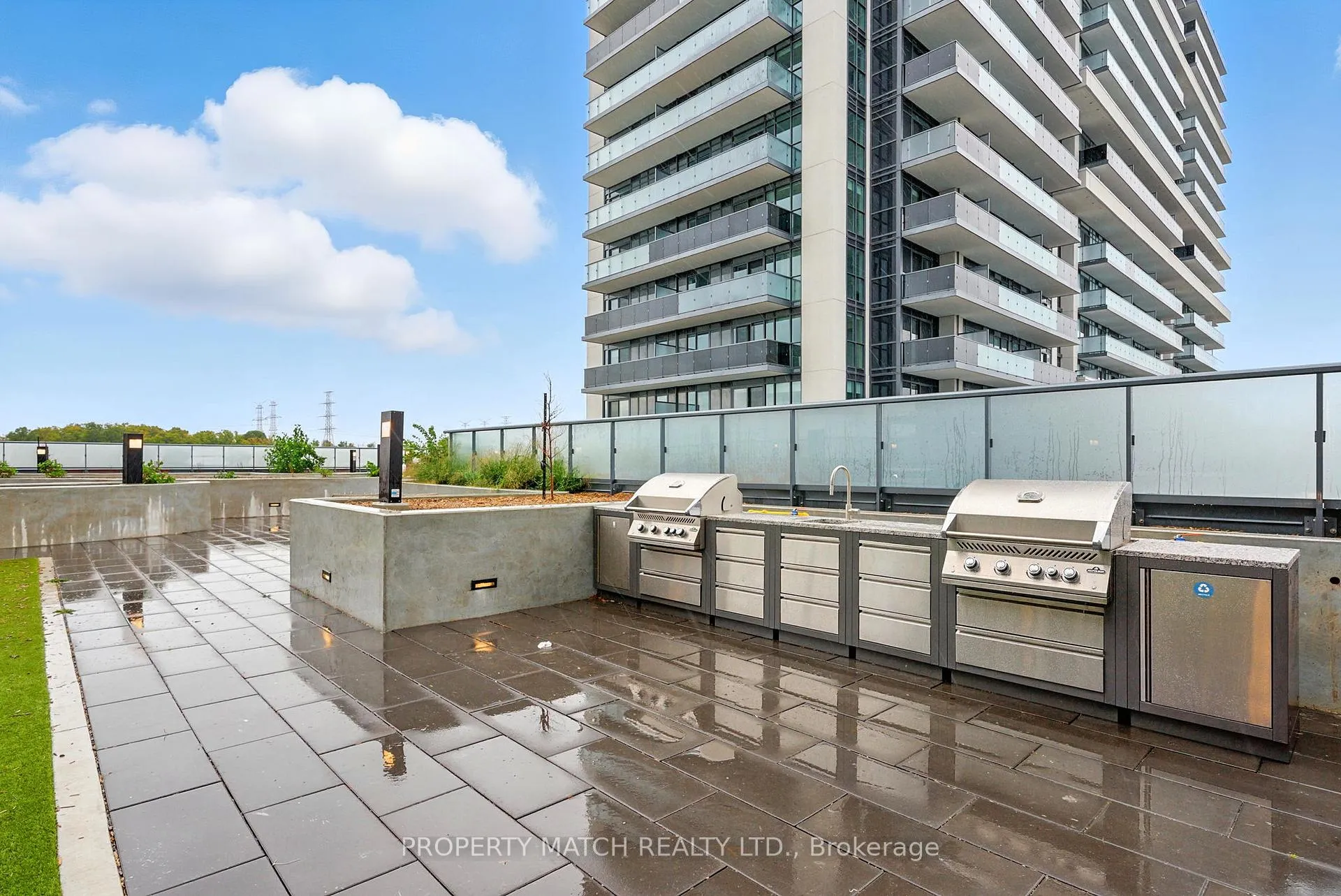 Photo 23 of Unit 802, 2545 Simcoe Street N, Oshawa, Windfields — HOMEH