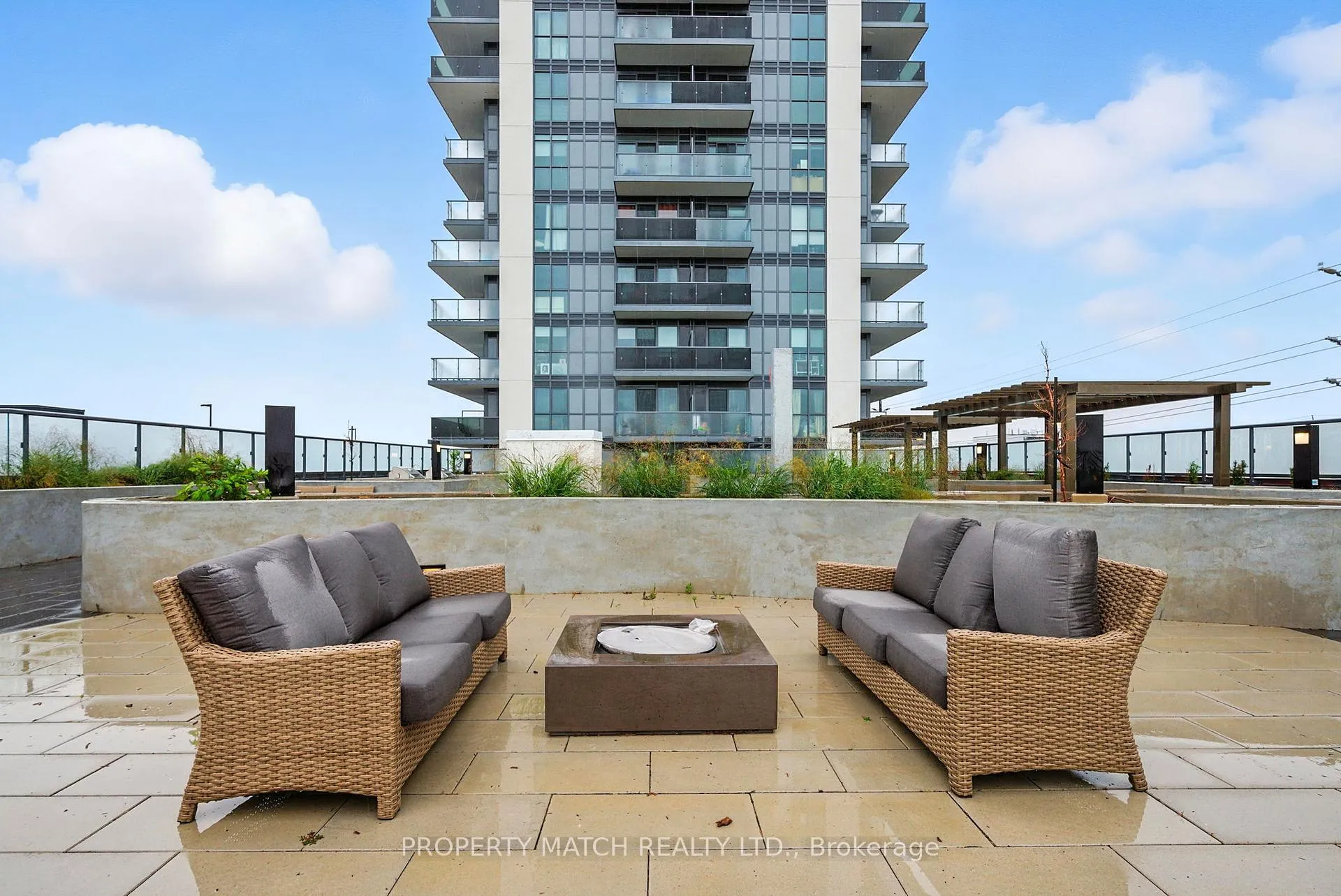 Photo 24 of Unit 802, 2545 Simcoe Street N, Oshawa, Windfields — HOMEH