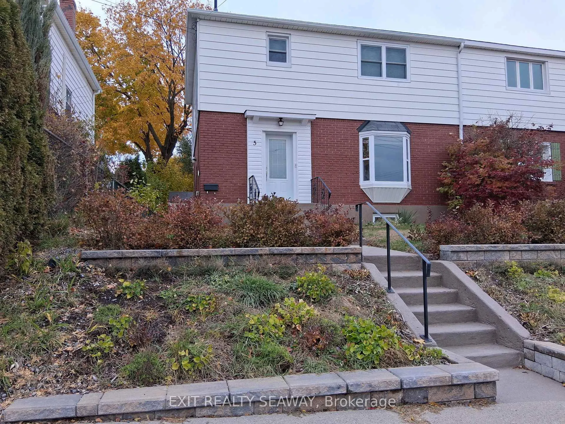Photo 1 of 5 Adolphus Street, Cornwall — HOMEH