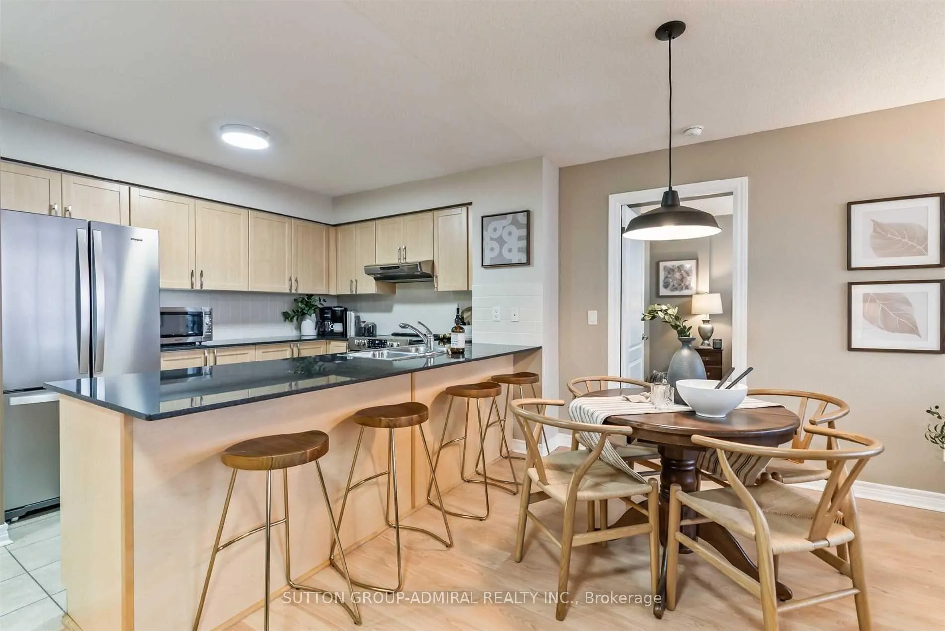 Photo 9 of Unit 704, 15 North Park Road, Vaughan, Beverley Glen — HOMEH