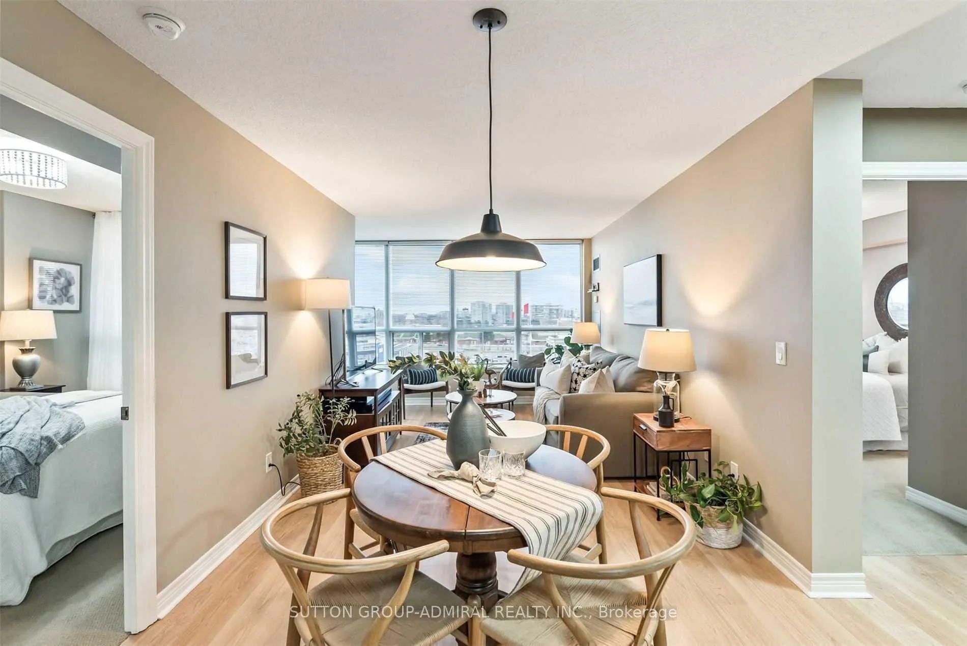 Photo 13 of Unit 704, 15 North Park Road, Vaughan, Beverley Glen — HOMEH