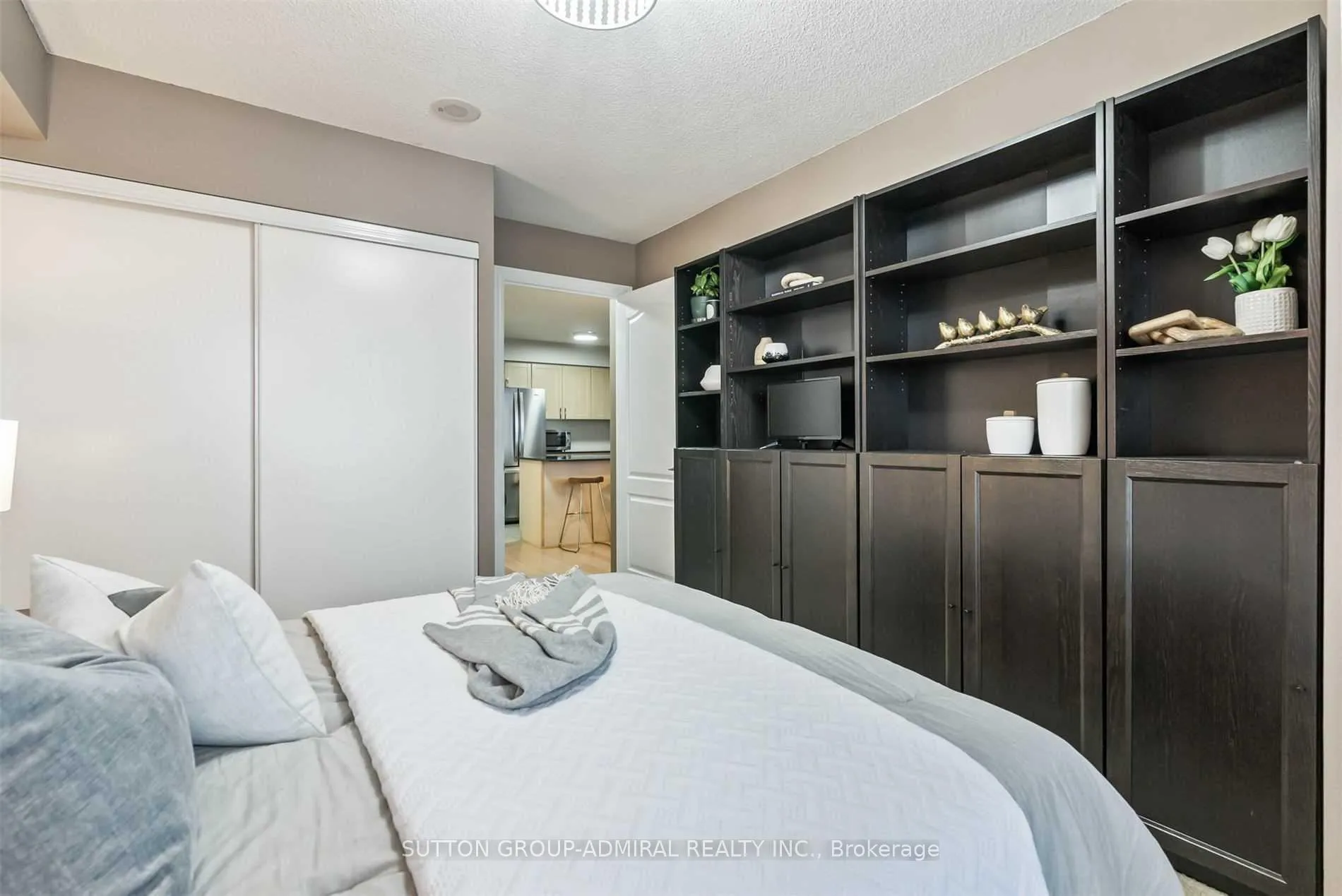 Photo 22 of Unit 704, 15 North Park Road, Vaughan, Beverley Glen — HOMEH