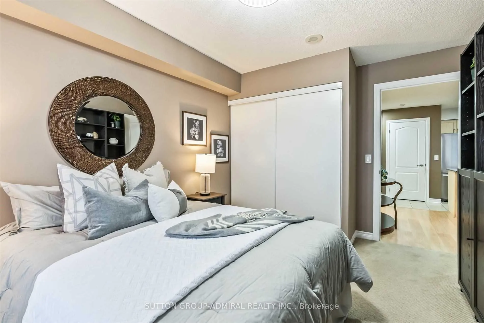 Photo 23 of Unit 704, 15 North Park Road, Vaughan, Beverley Glen — HOMEH
