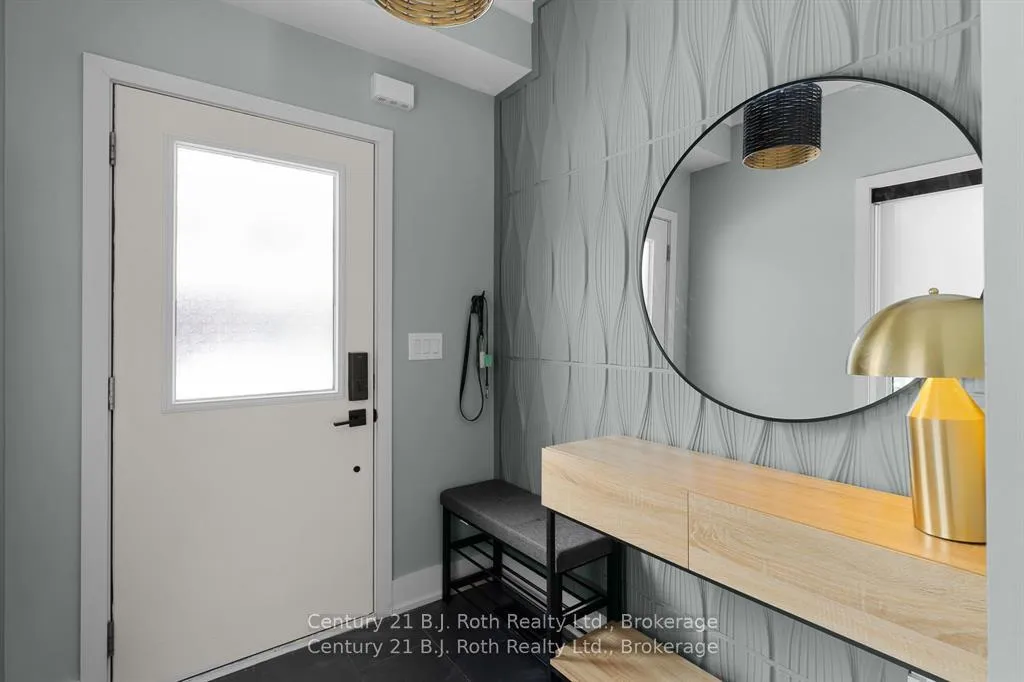 Photo 3 of 34 Ruby Crescent, Orillia — HOMEH