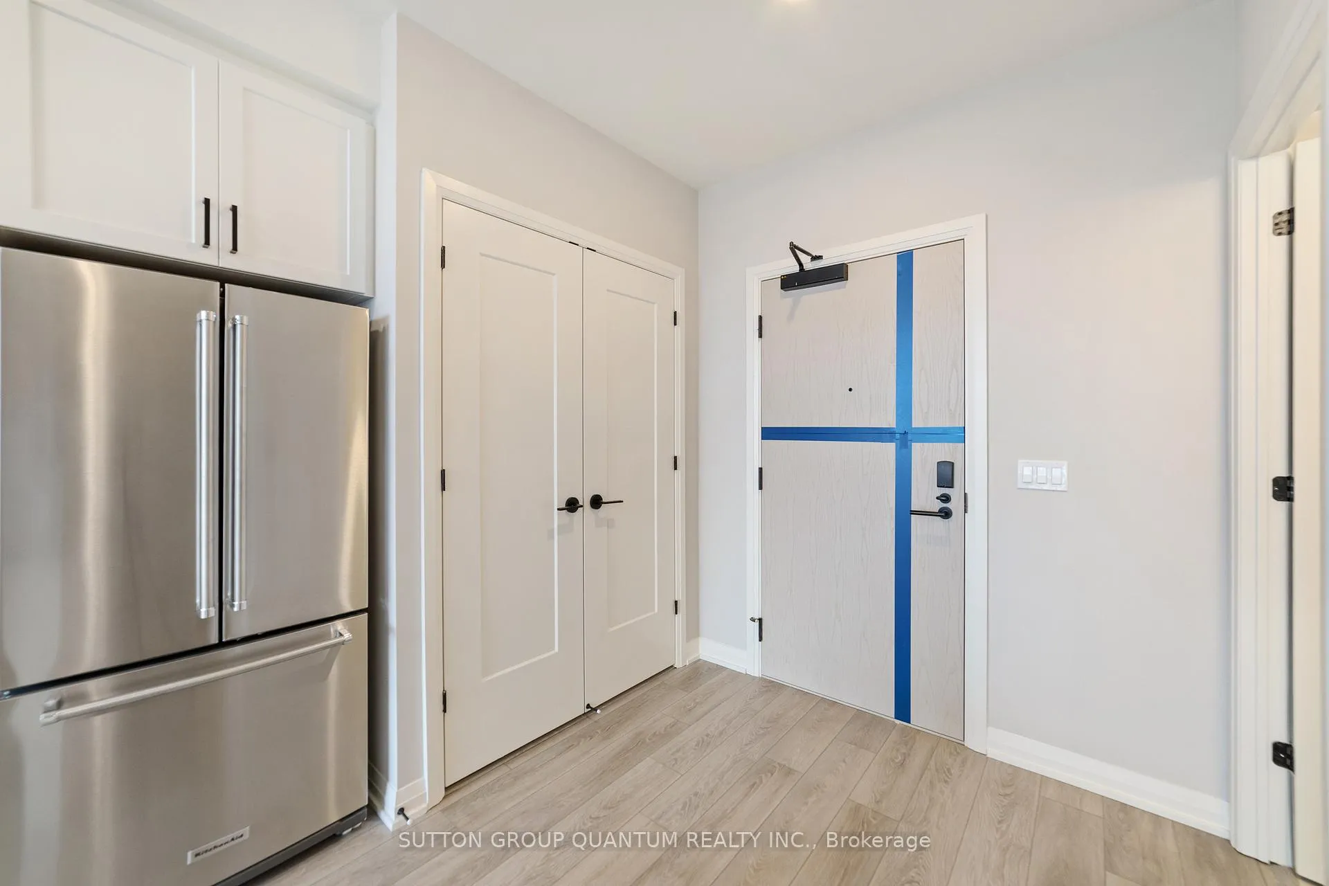 Photo 6 of Unit 709, 3006 William Cutmore Boulevard, Oakville, Joshua Meadows — HOMEH