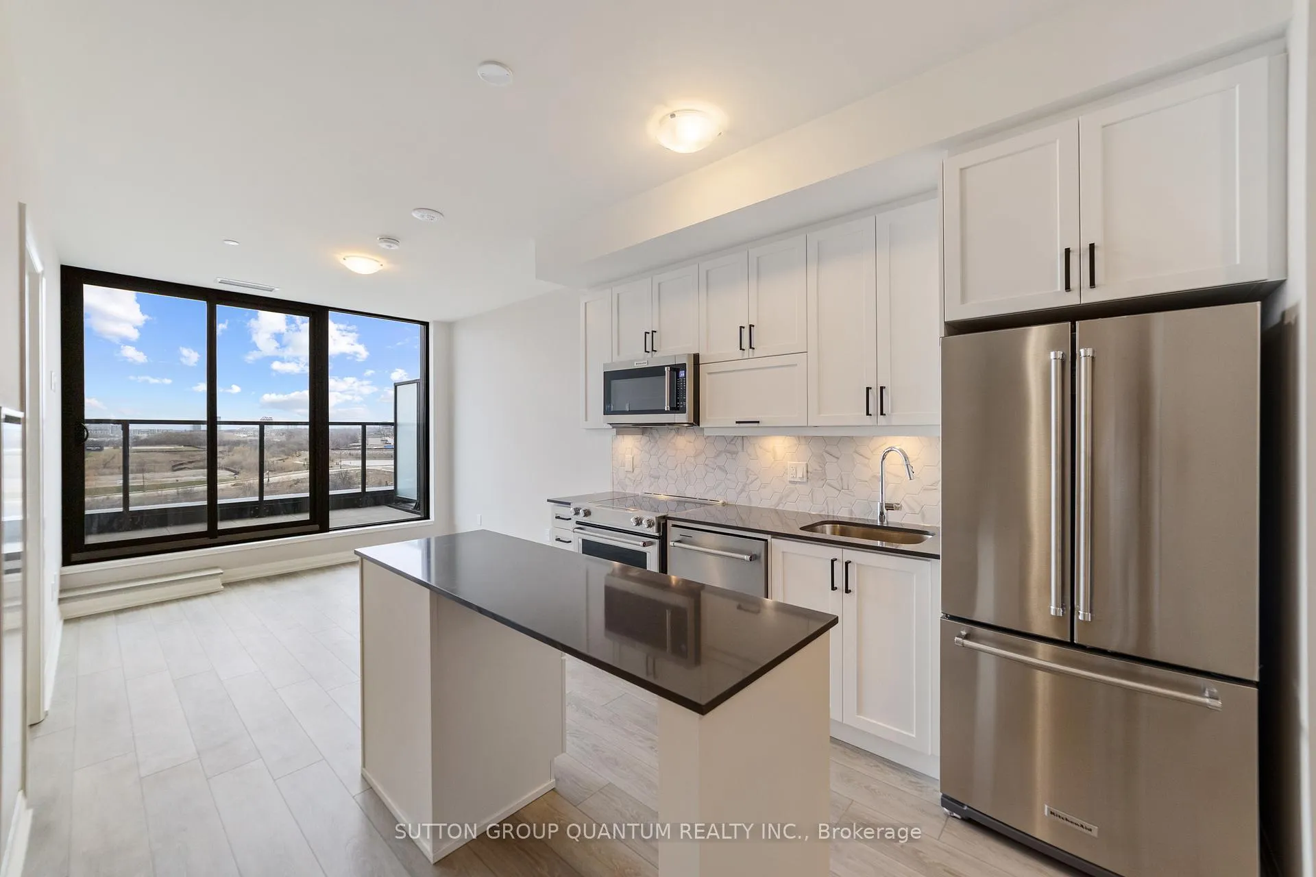Photo 8 of Unit 709, 3006 William Cutmore Boulevard, Oakville, Joshua Meadows — HOMEH