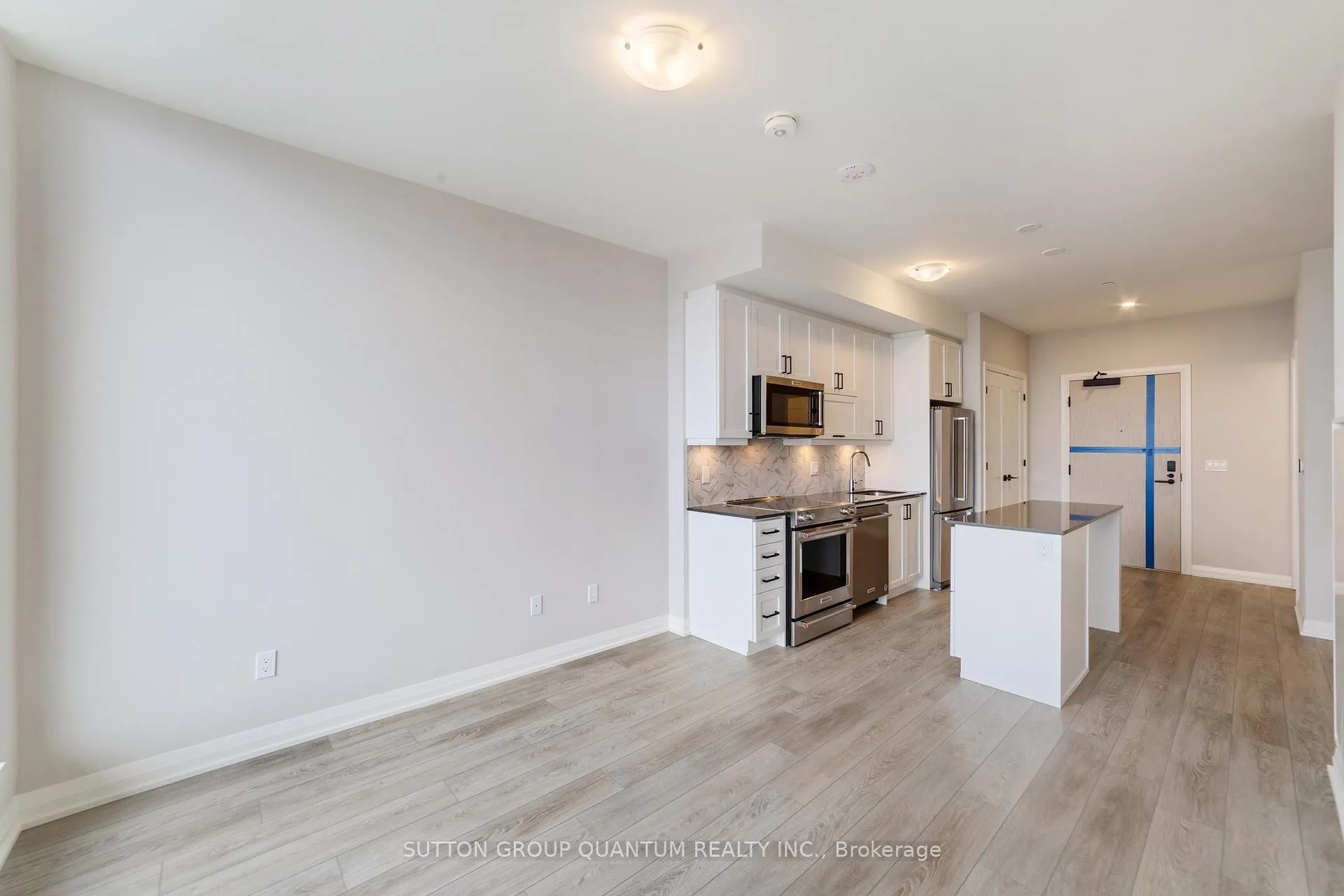 Photo 12 of Unit 709, 3006 William Cutmore Boulevard, Oakville, Joshua Meadows — HOMEH