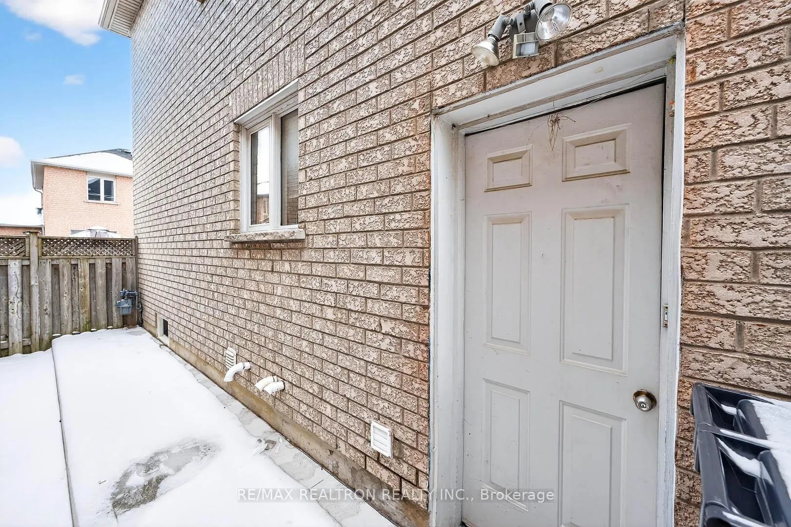 Photo 35 of 16 Pacific Wind Crescent, Brampton, Sandringham-Wellington — HOMEH