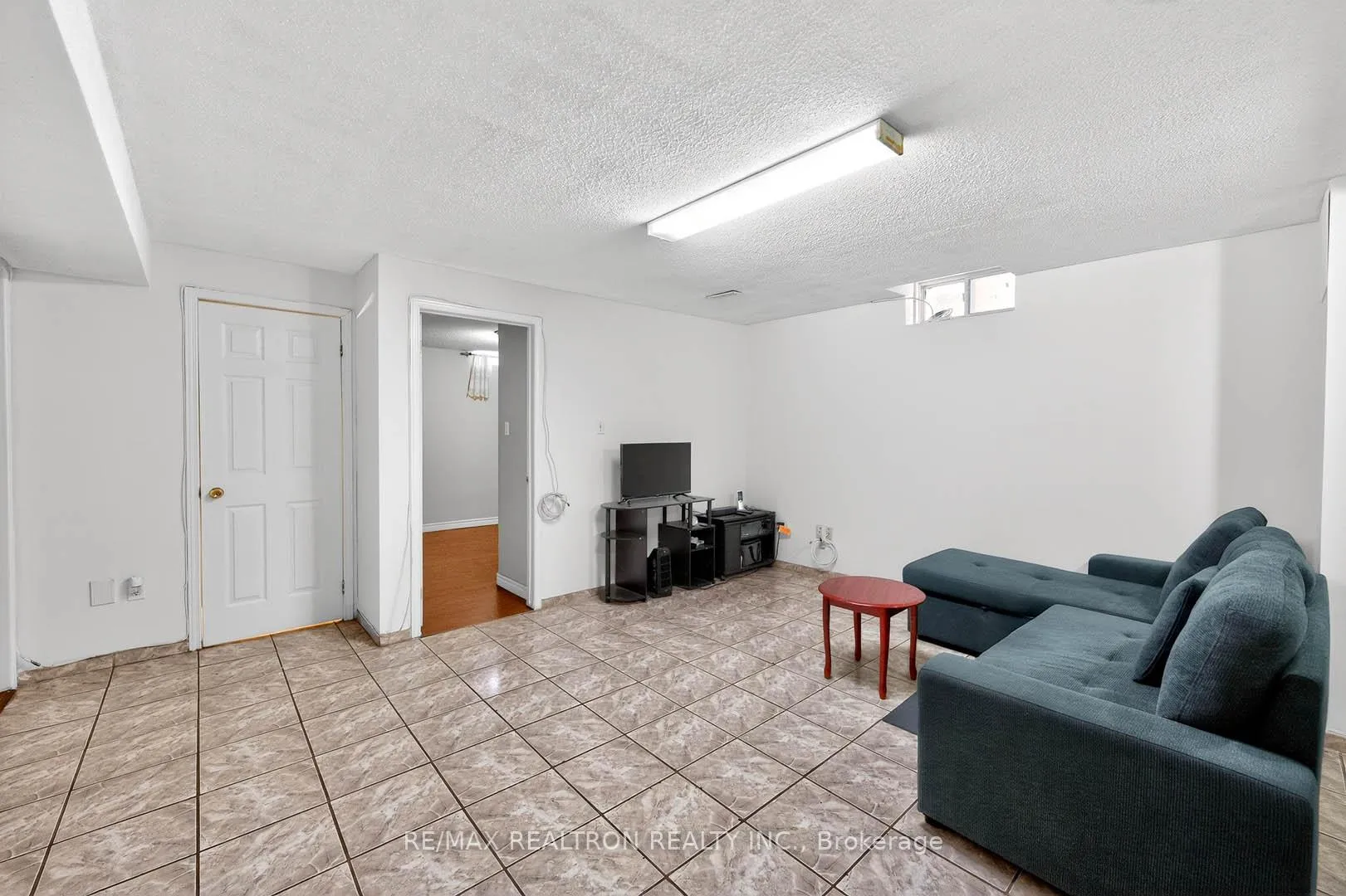 Photo 38 of 16 Pacific Wind Crescent, Brampton, Sandringham-Wellington — HOMEH