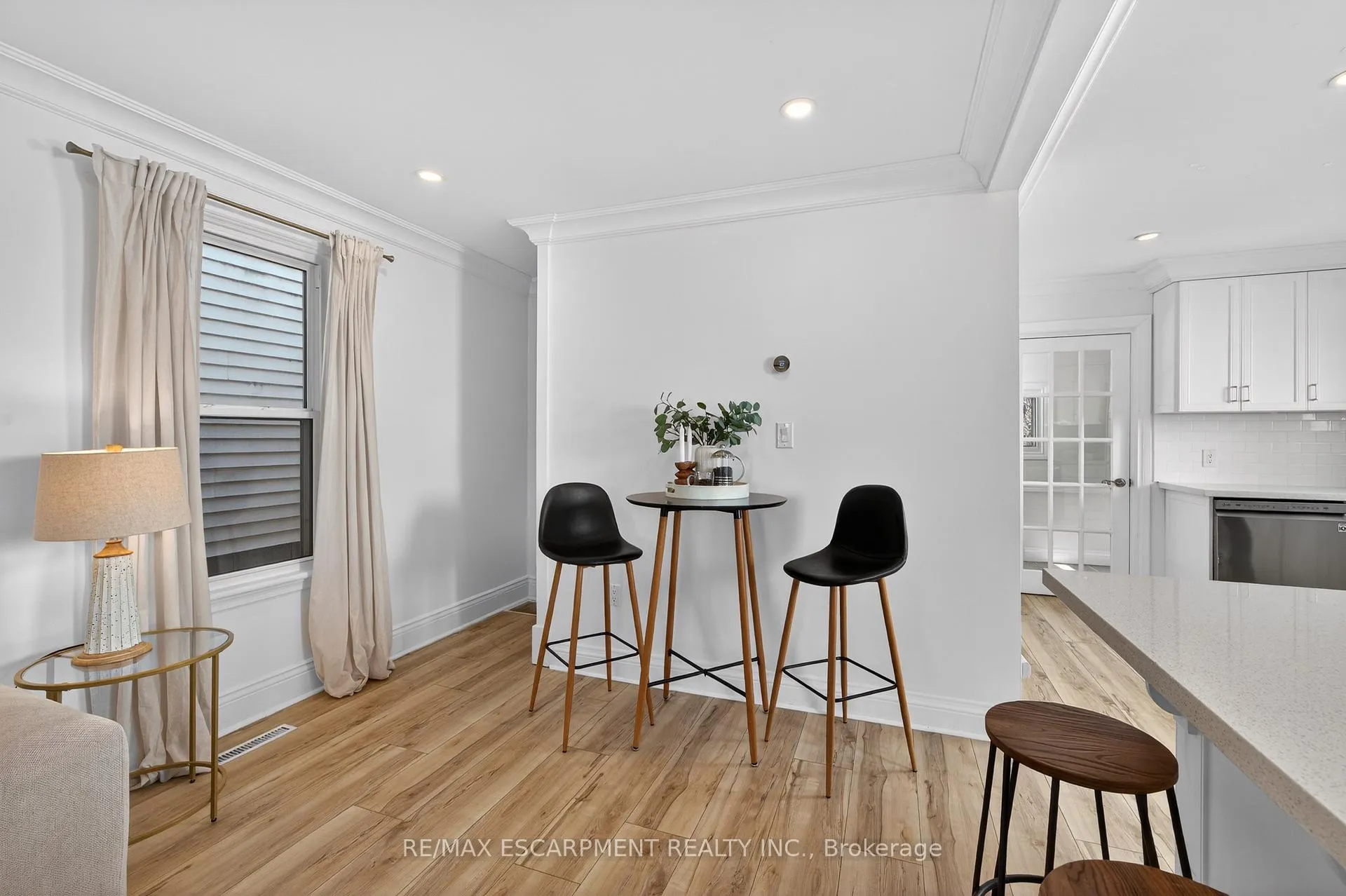 Photo 6 of 8 East 23rd Street, Hamilton, Eastmount — HOMEH