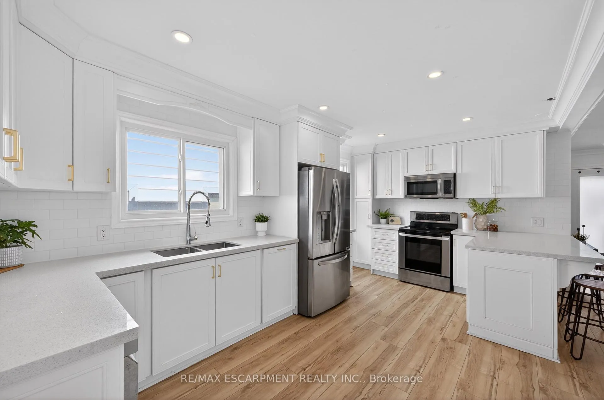 Photo 13 of 8 East 23rd Street, Hamilton, Eastmount — HOMEH