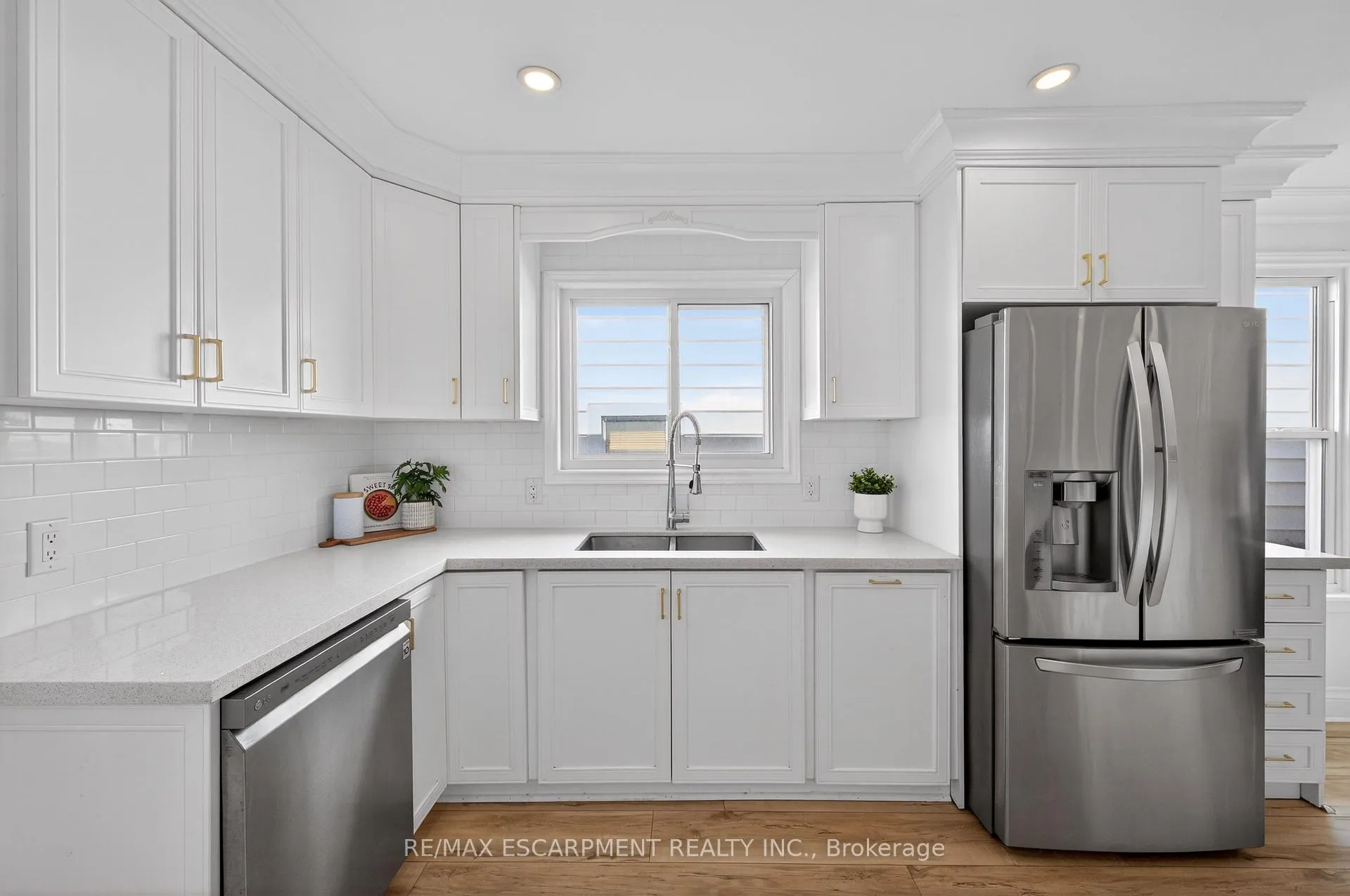 Photo 14 of 8 East 23rd Street, Hamilton, Eastmount — HOMEH