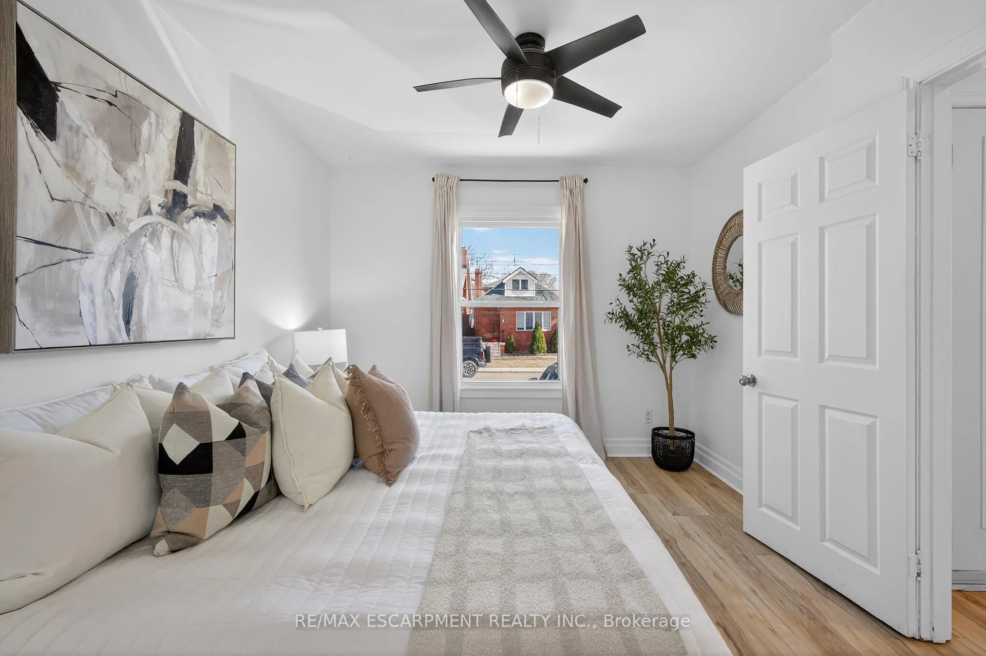 Photo 21 of 8 East 23rd Street, Hamilton, Eastmount — HOMEH