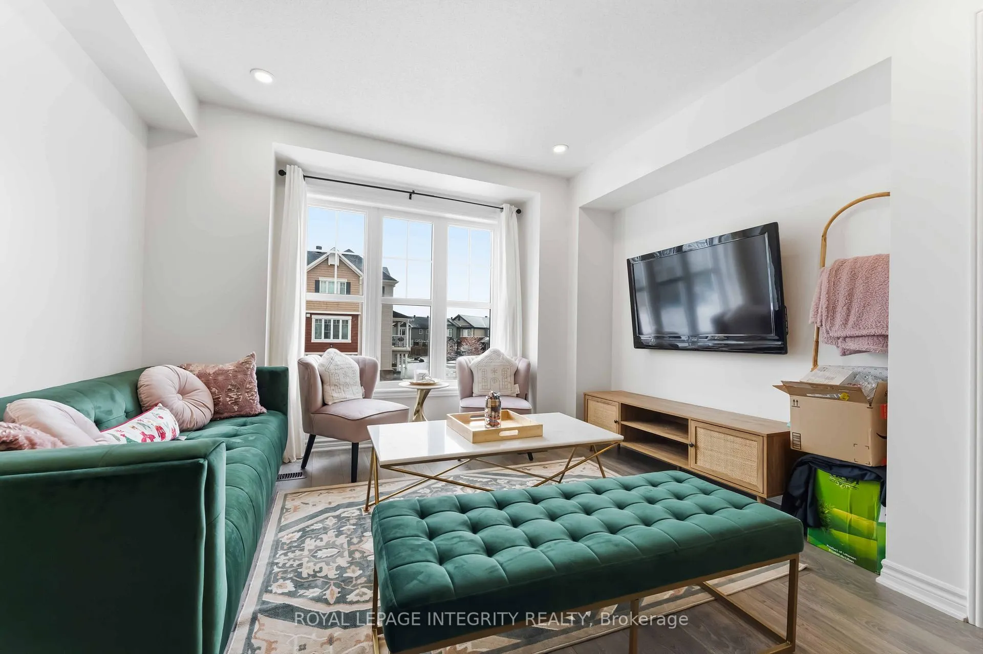 Photo 7 of 425 Gerardia Lane, Ottawa, Avalon West — HOMEH