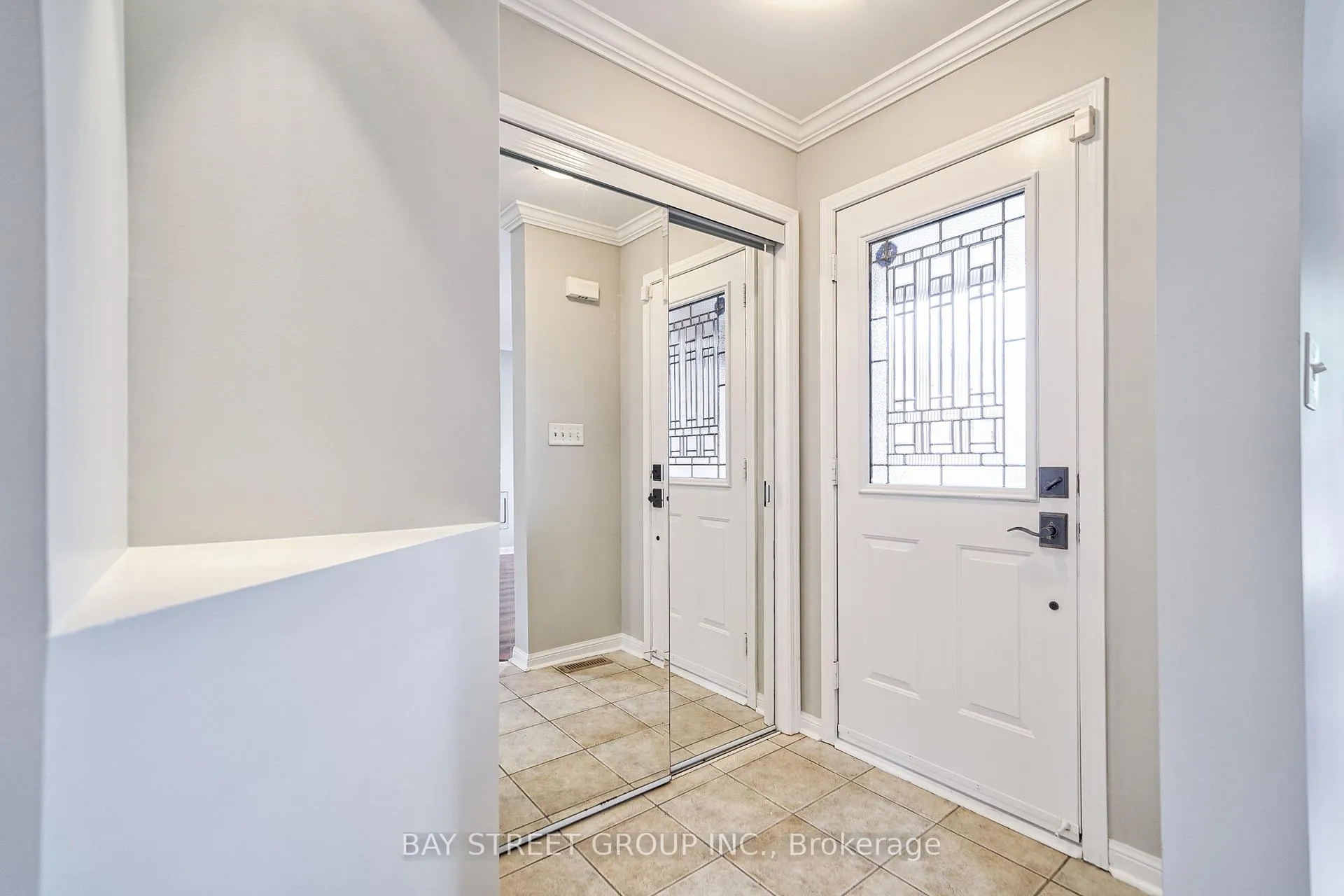 Photo 5 of 18 Leagrove Street, Brampton, Fletcher's Meadow — HOMEH