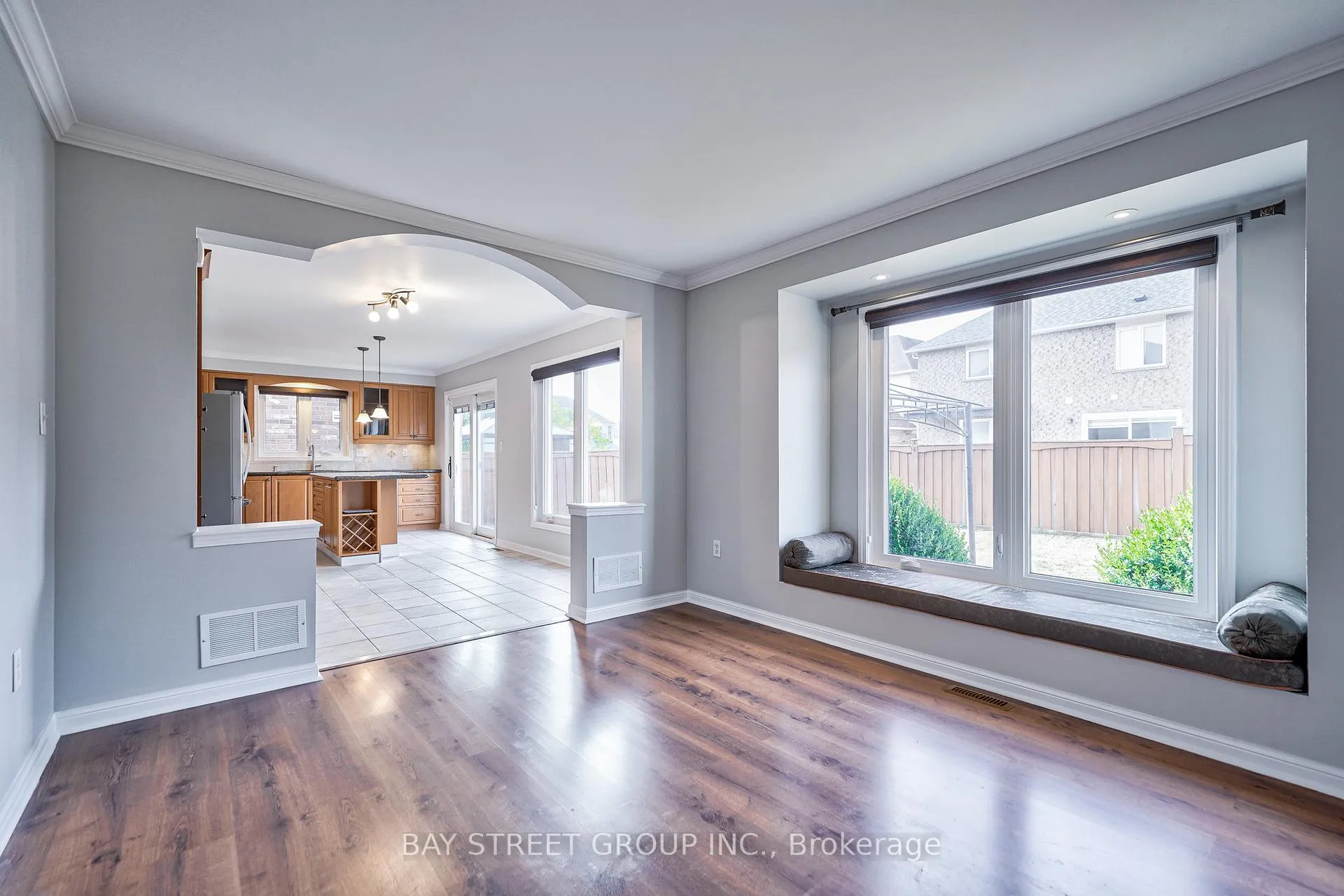 Photo 11 of 18 Leagrove Street, Brampton, Fletcher's Meadow — HOMEH