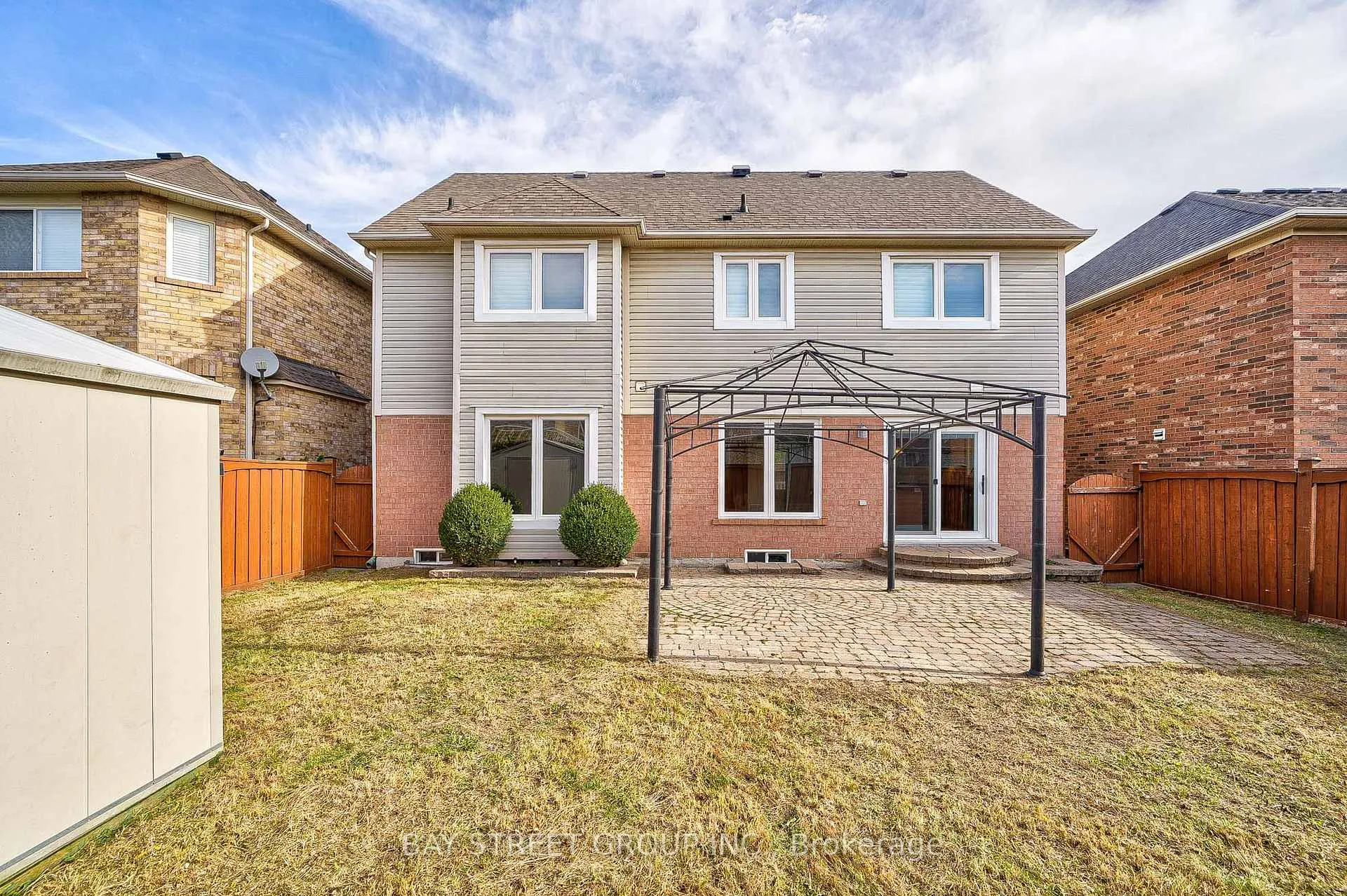 Photo 40 of 18 Leagrove Street, Brampton, Fletcher's Meadow — HOMEH