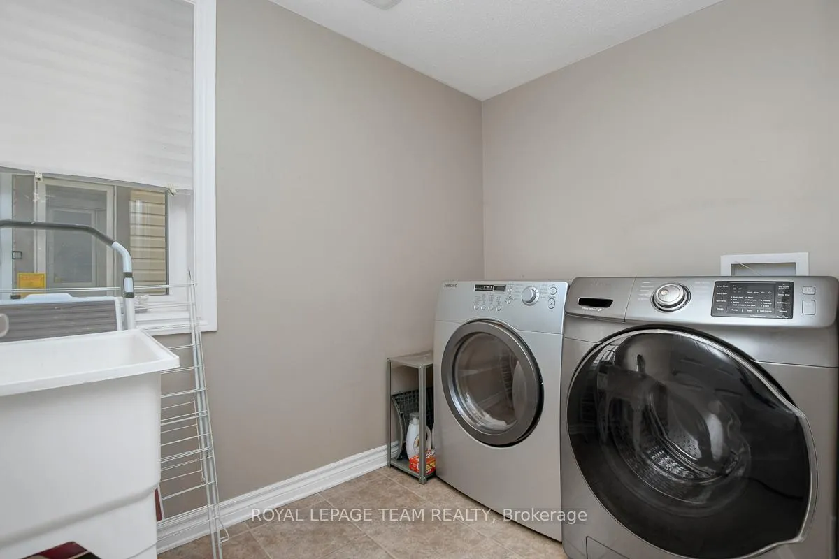 Photo 10 of 3865 Strandherd Drive, Ottawa, Barrhaven - Heritage Park — HOMEH