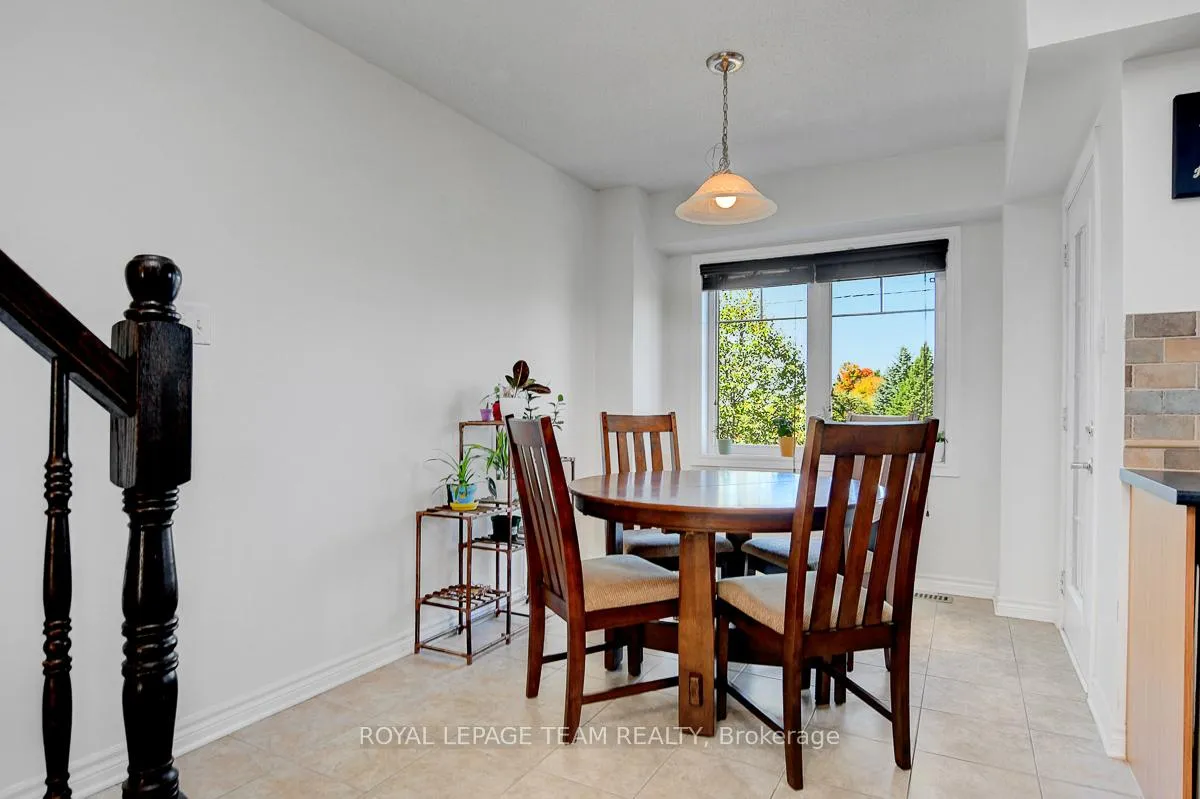 Photo 18 of 3865 Strandherd Drive, Ottawa, Barrhaven - Heritage Park — HOMEH