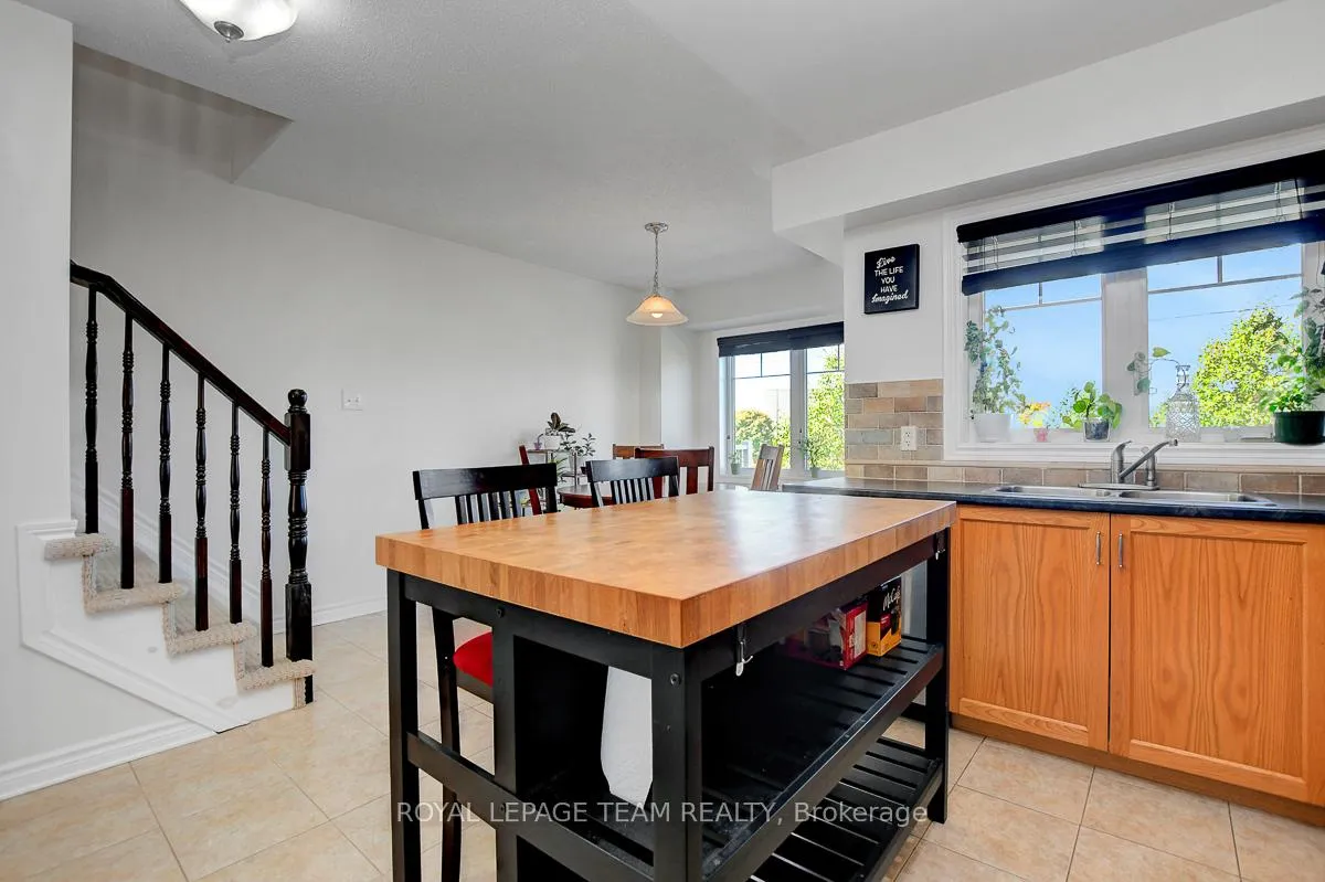 Photo 21 of 3865 Strandherd Drive, Ottawa, Barrhaven - Heritage Park — HOMEH