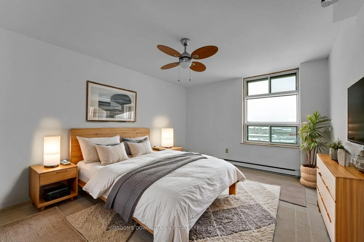 Photo 28 of Unit 1003, 2 Mowat Avenue, Kingston, Central City West — HOMEH