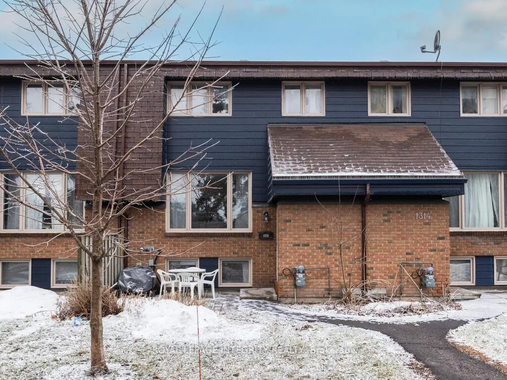 Front of Unit 54, 1316 Greenbank Road